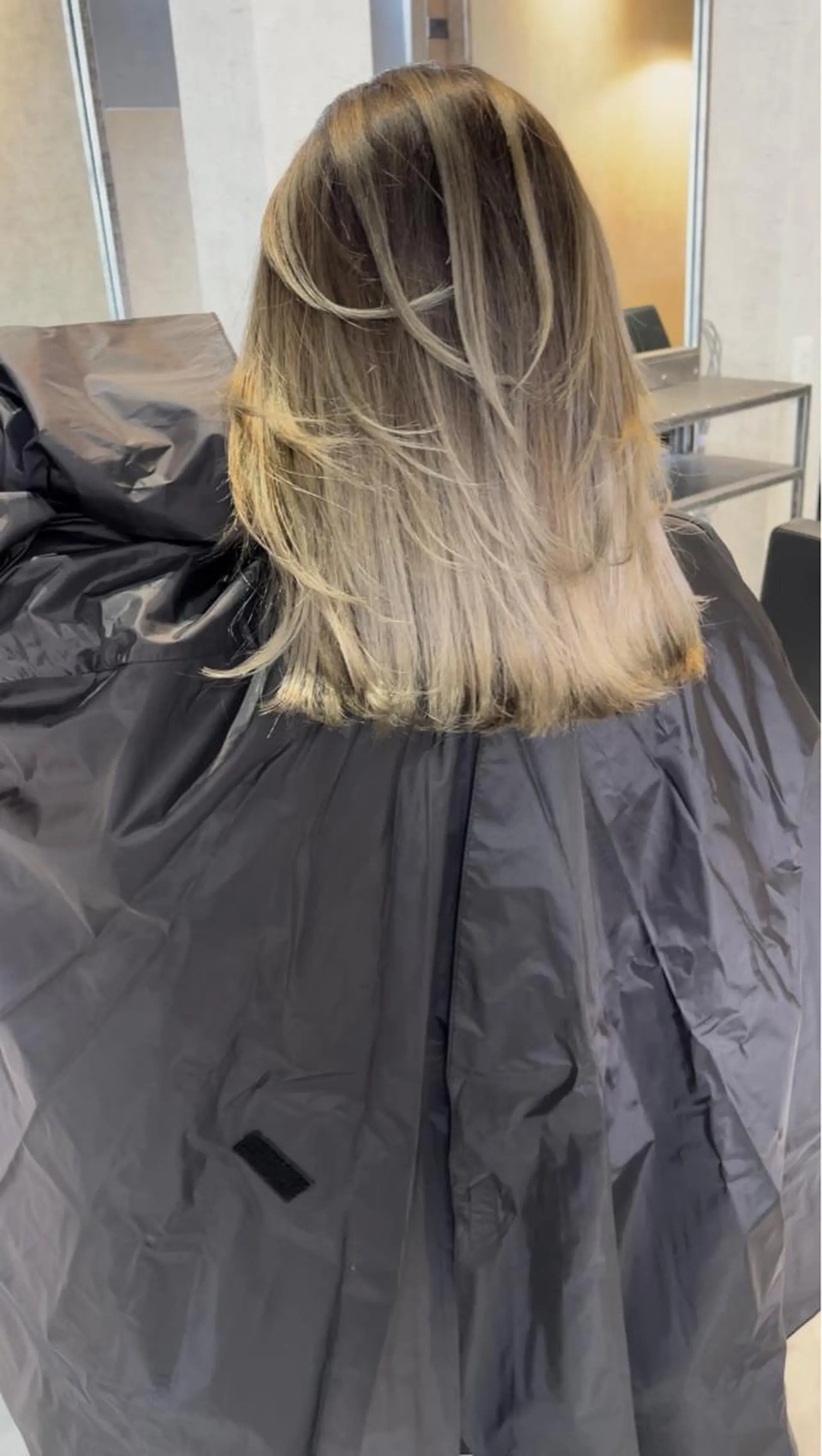 ミディアム ヘアアレンジ 外国人風カラー ハイライト レイヤーカット カット ヘアカラー トリートメント アンドウ ユウ/ レイヤーカット/韓国のヘアスタイル