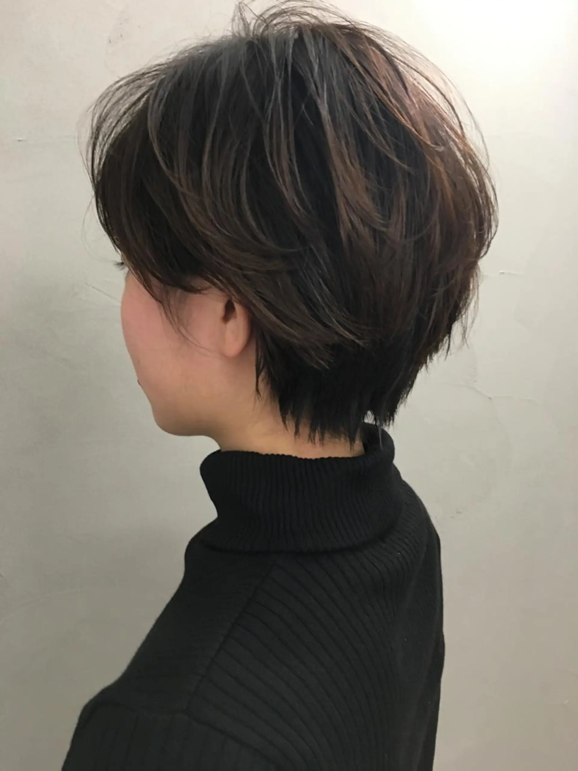 ショート カラー アディクシーカラー グレージュ 代表　土屋ヒロユキ ショートカットのヘアスタイル