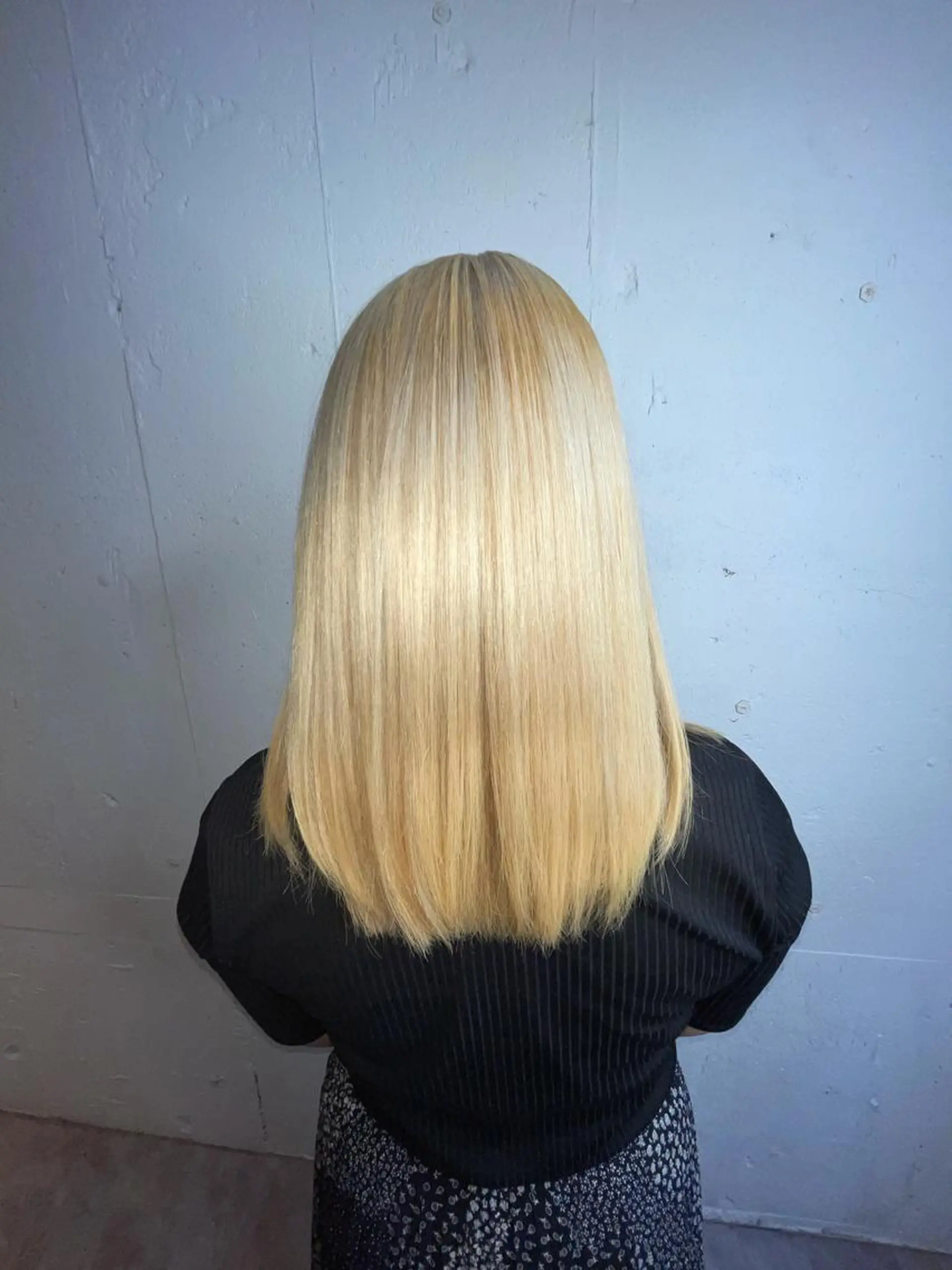 ミディアム カラー ベージュカラー ブリーチ ホワイトベージュ ヘアカラー トリートメント 💛丁寧さNo.🥇 🧸片山智裕💛のヘアスタイル