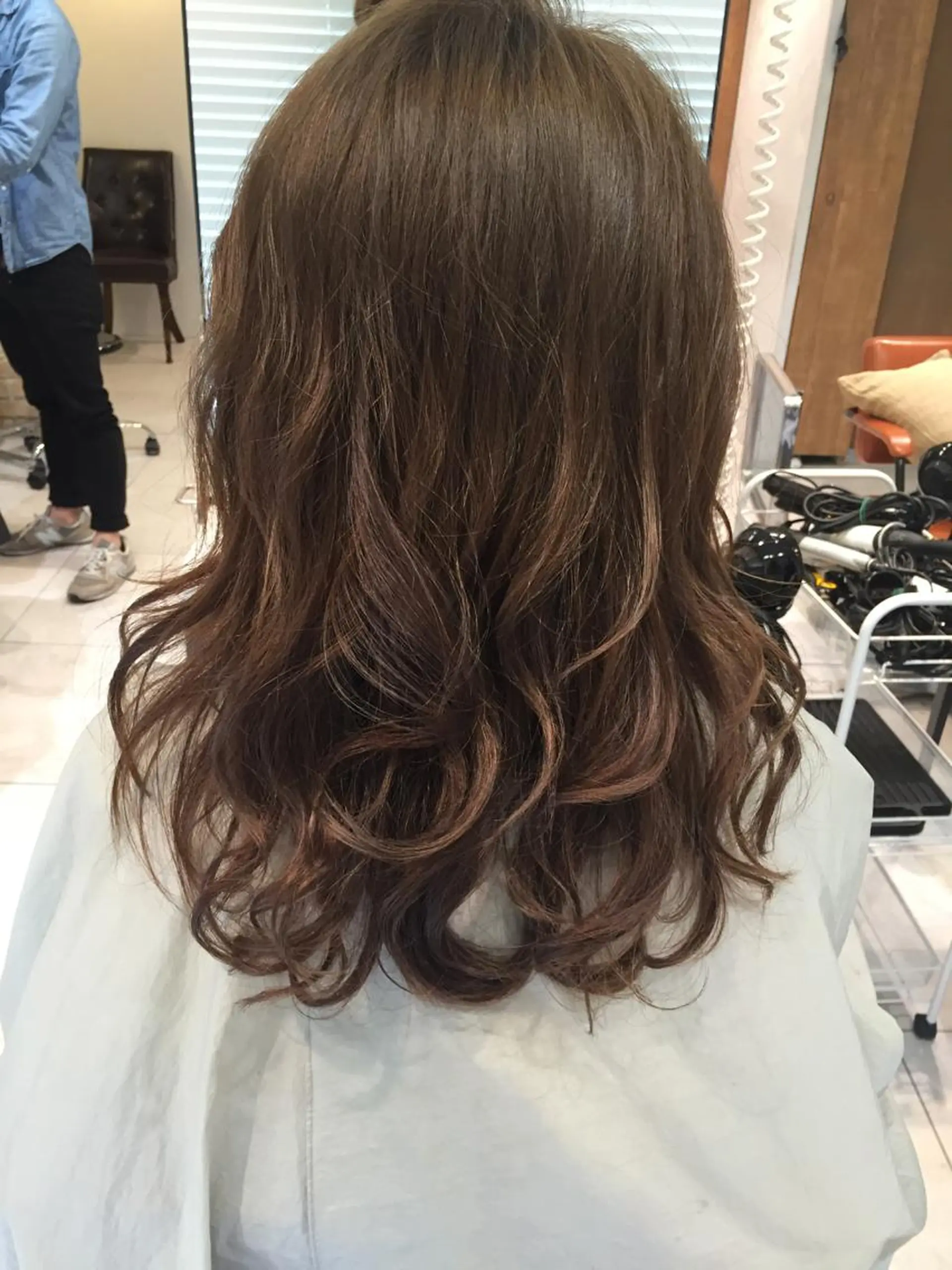 ミディアム カラー 韓国ヘア✨グレージュ カラーasamiのヘアスタイル