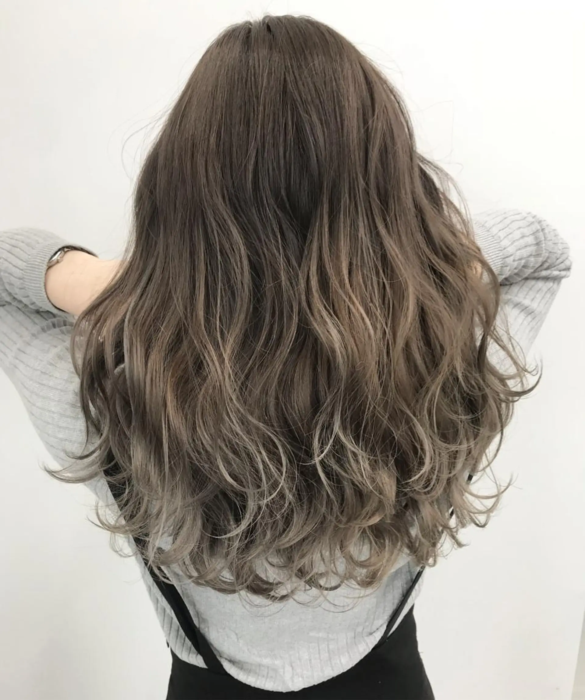 ロング カラー 🌟髪質改善ケアカラ ー美髪縮毛矯正y🌟のヘアスタイル