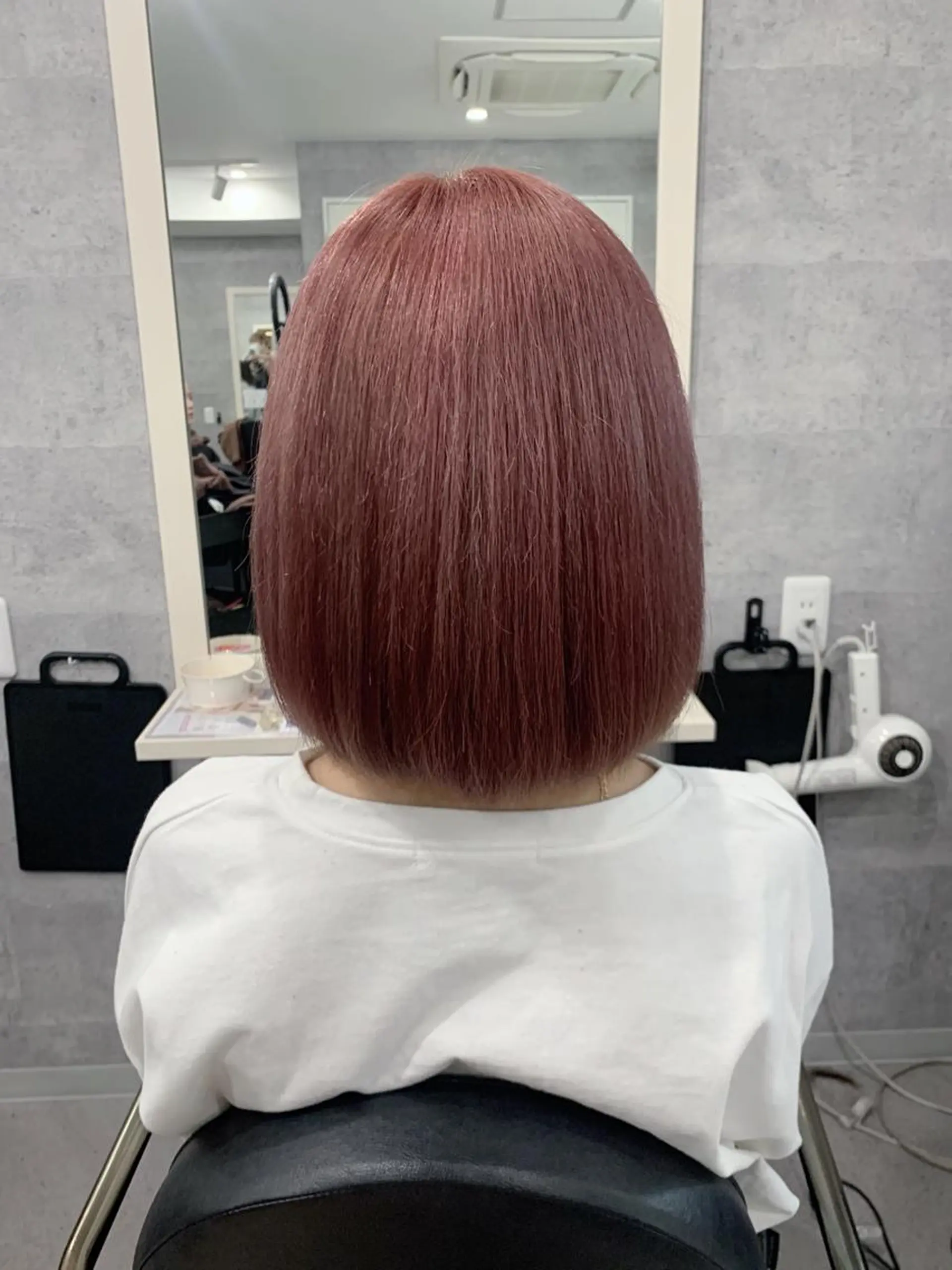 ショート カラー ブリーチ ピンクカラー _WHITE 天神店 YUMEKA🐻のヘアスタイル