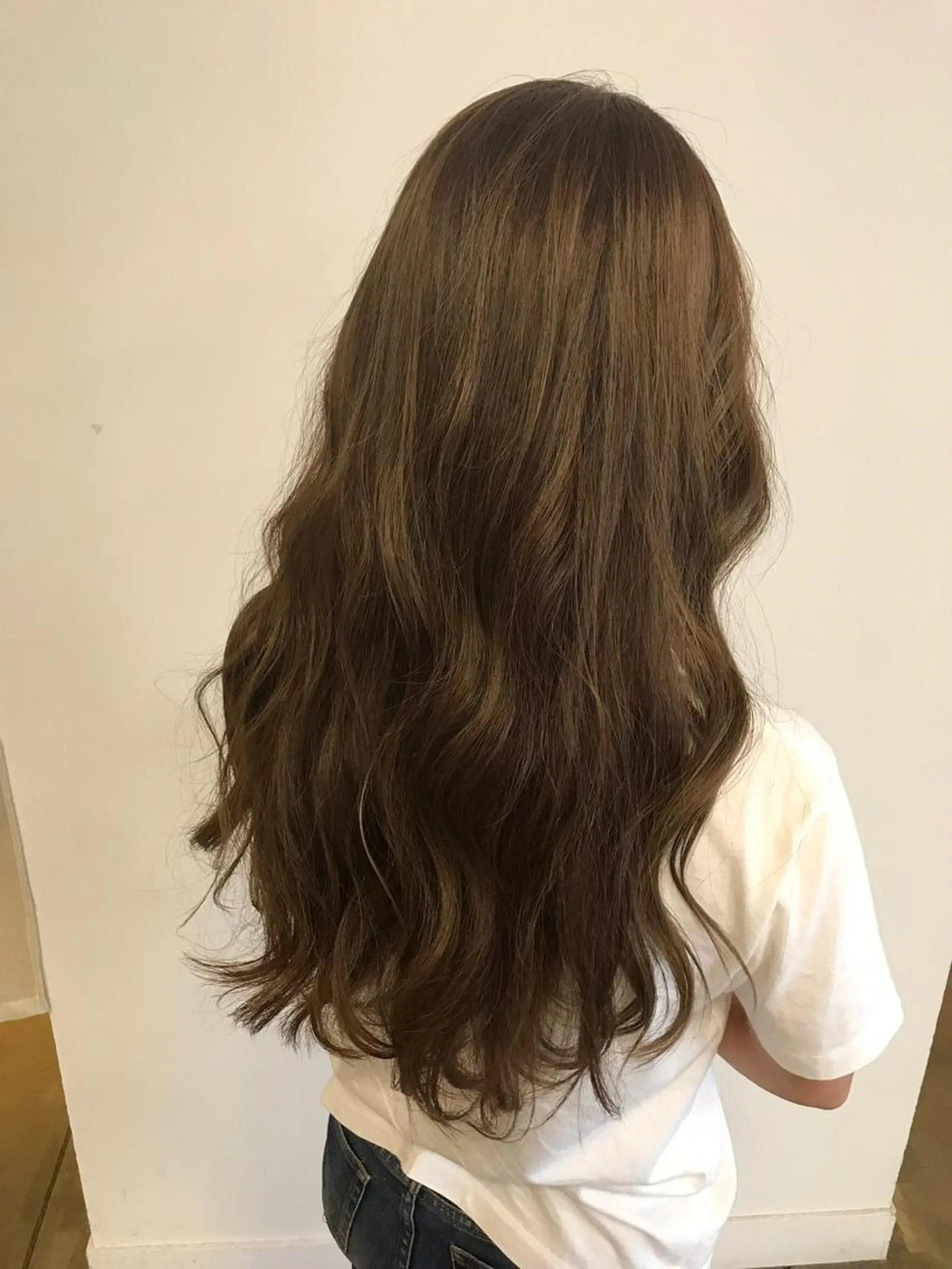 ロング カラー ベージュカラー デザインカラー🌈 高木リョウのヘアスタイル