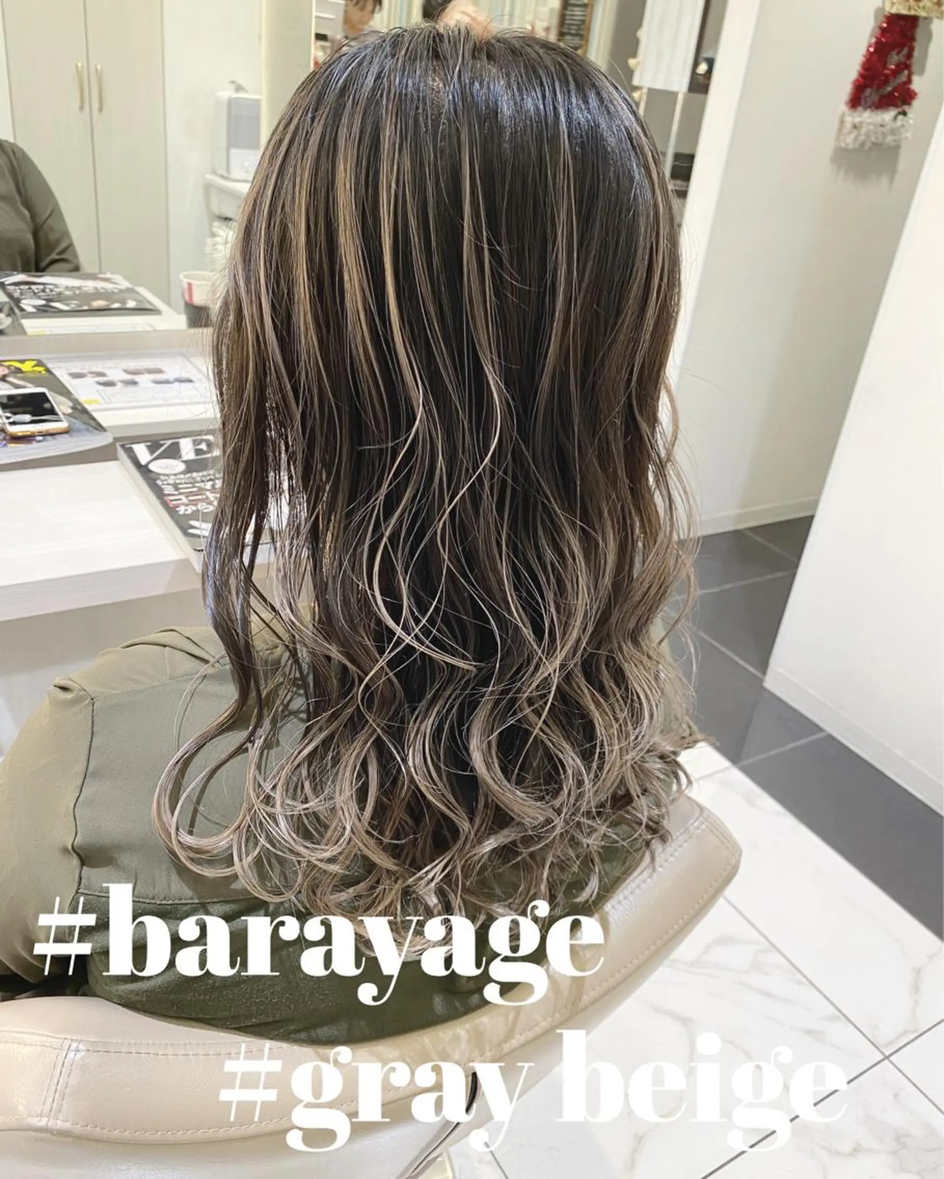 セミロング カラー バレイヤージュ グレージュ レイヤーカット 山崎俊輔/髪質改善 /バレイヤージュのヘアスタイル