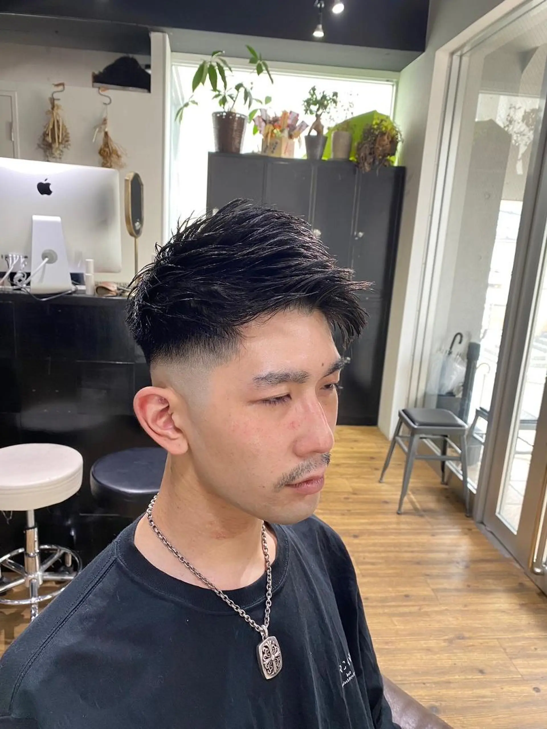 メンズ カット 山影✨バレイヤージュ ハイライト✨メンズ◎のヘアスタイル