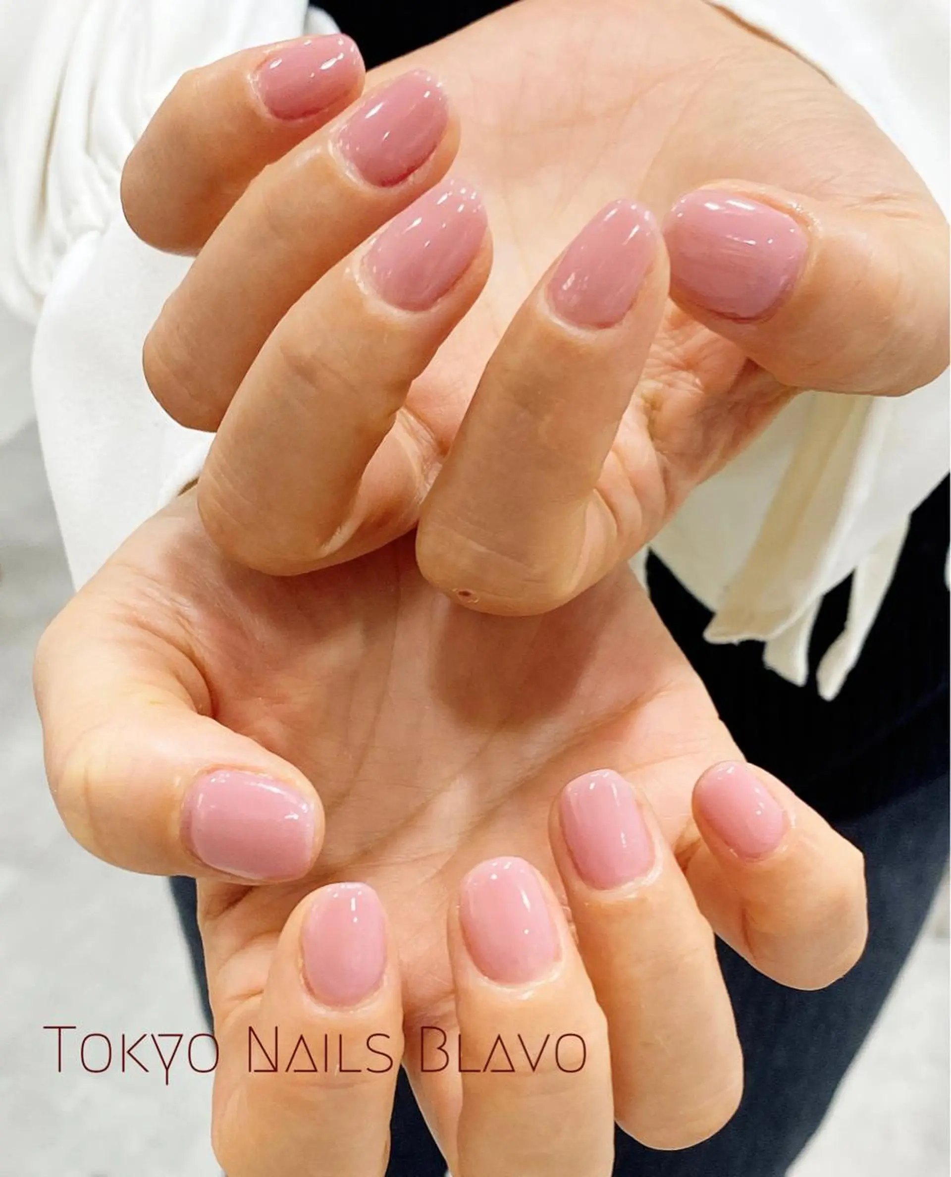 ネイル ワンカラーネイル T.N.B 山本陽子のネイルデザイン