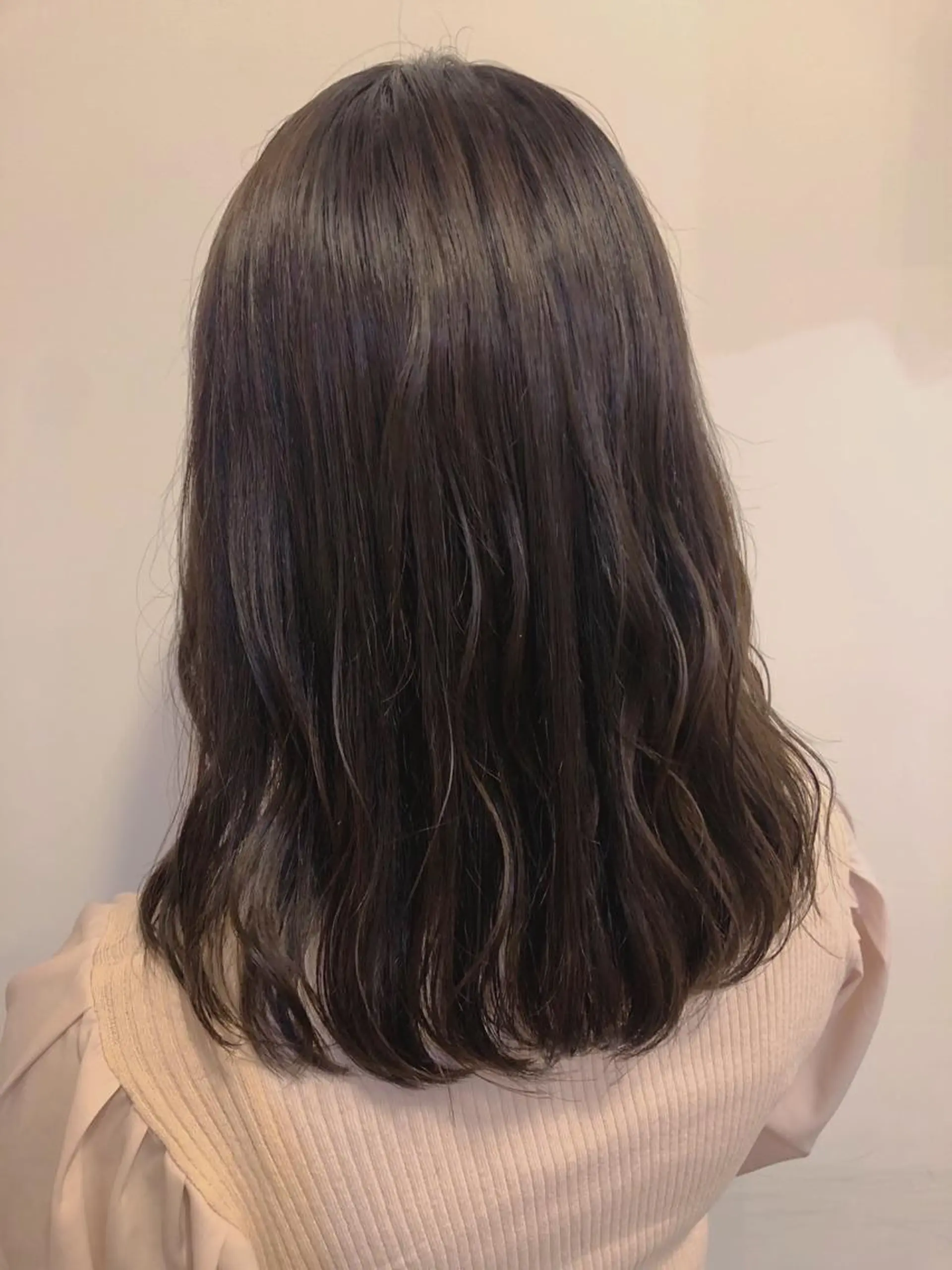 ミディアム カラー ヘアアレンジ 🕊鈴木李歩🤍 /似合わせカットのヘアスタイル