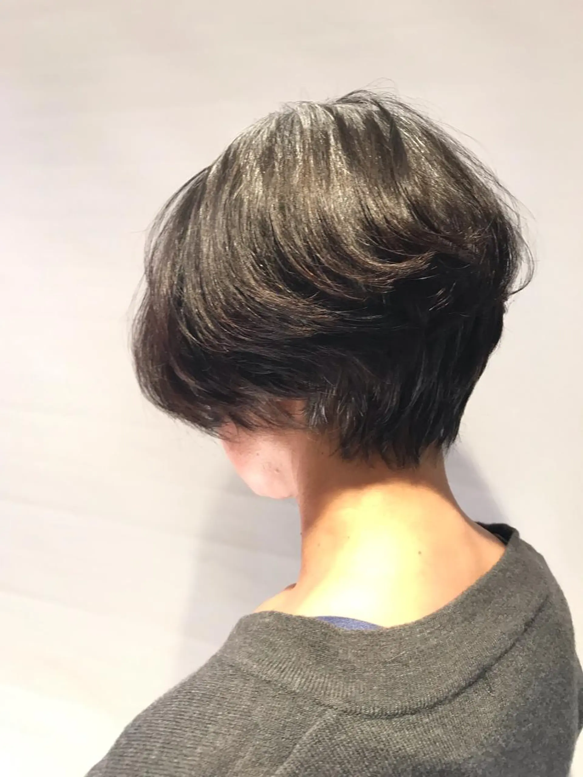 ショート BIANCO北堀江 AKANEのヘアスタイル