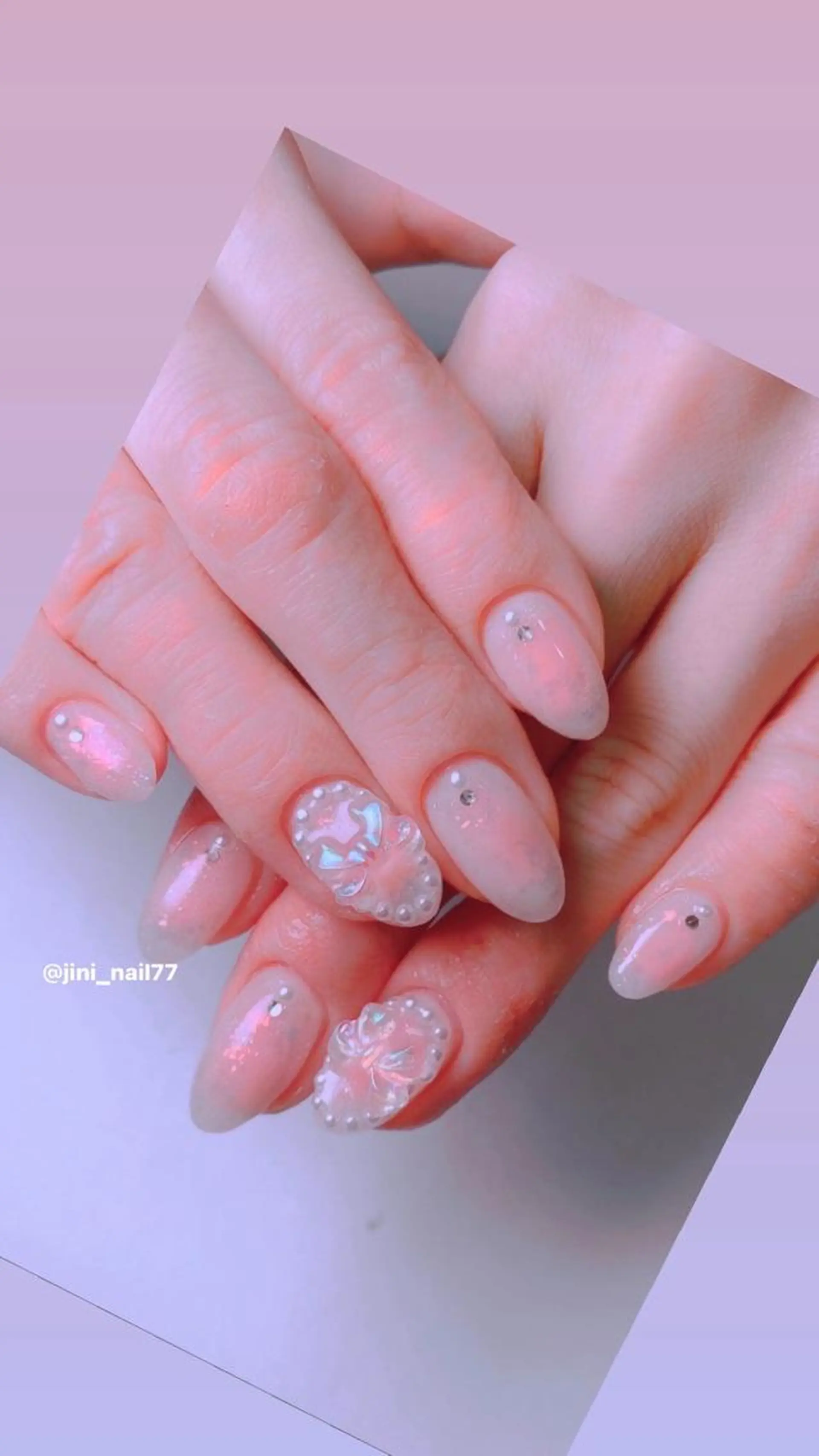 ネイル JINI NAIL所属・ジニ ネイルのネイルデザイン