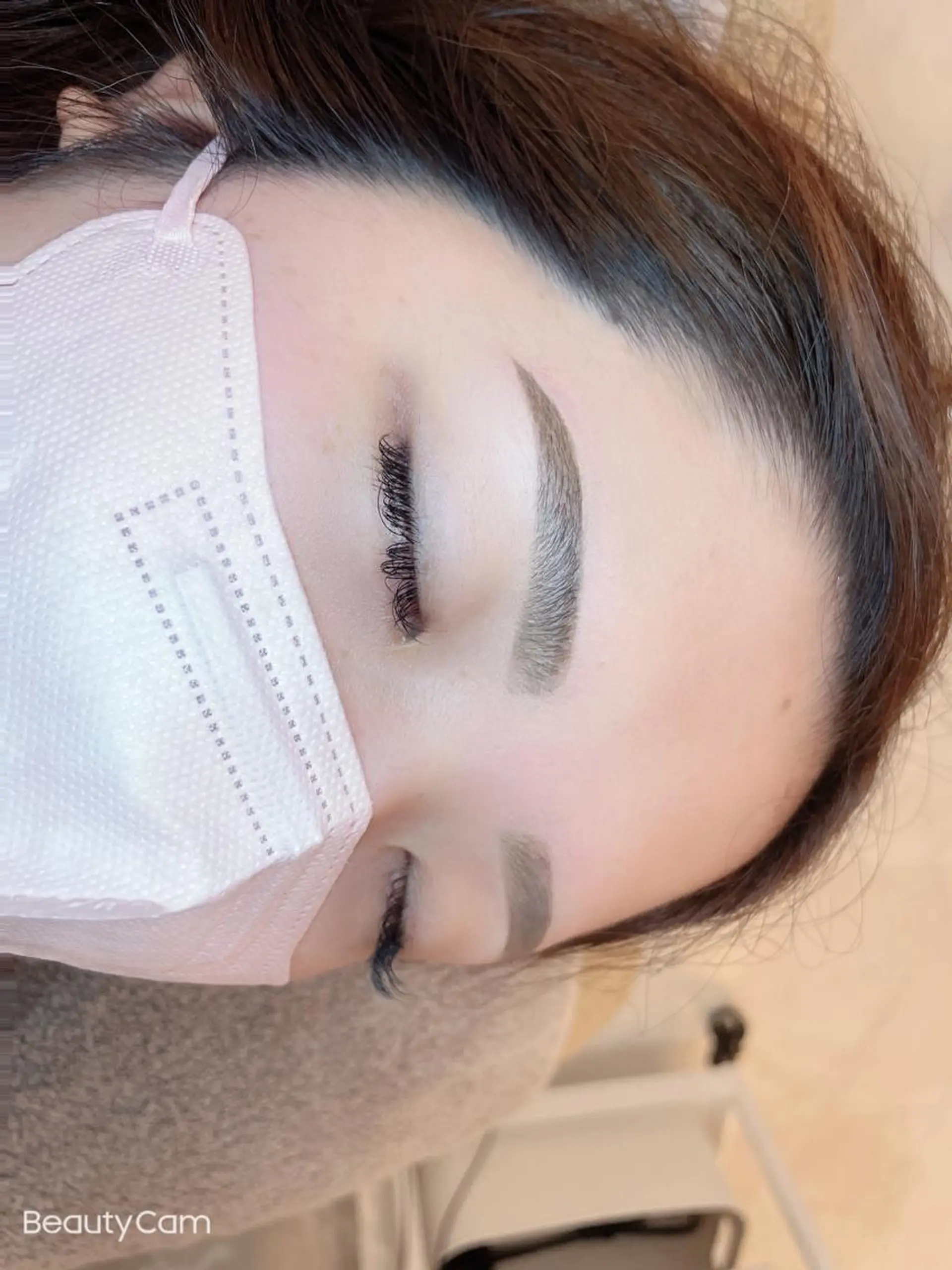 アイブロウ 🫧fein. 𝙖𝙣𝙣.🤍のマツエク・マツパデザイン