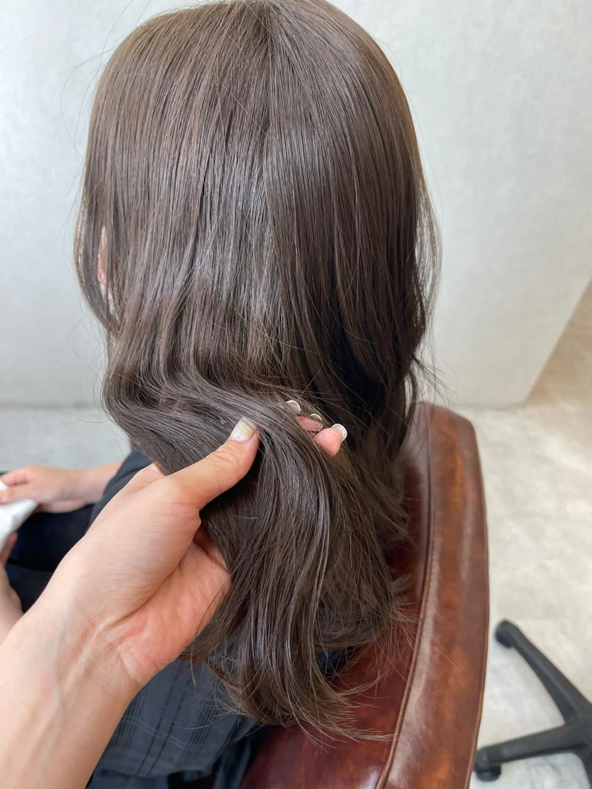 ロング カラー ベージュカラー ヘアカラー トリートメント tocca河原町〰️ 藤川日向のヘアスタイル