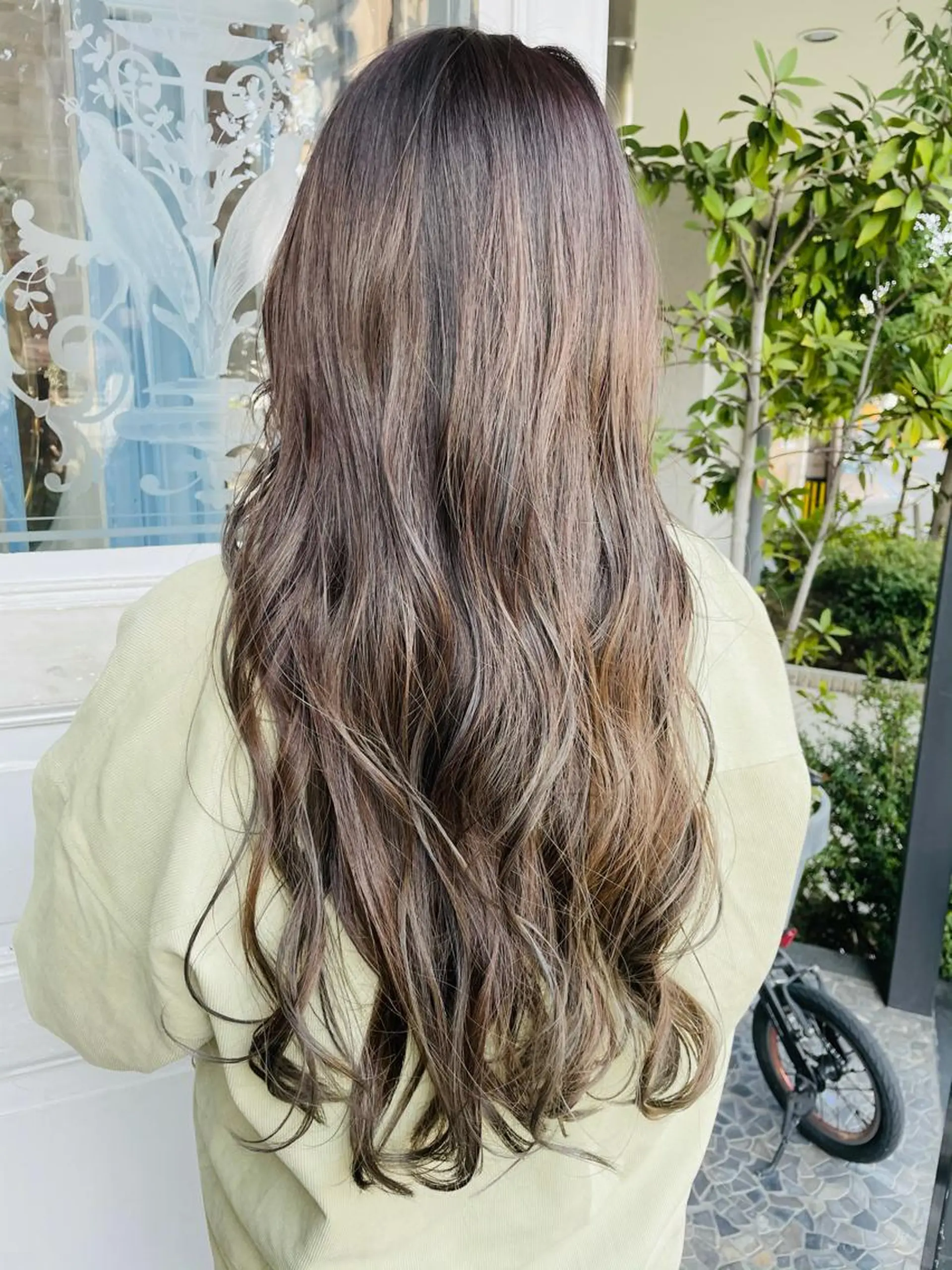 ロング カラー 渡辺 瑠美のヘアスタイル