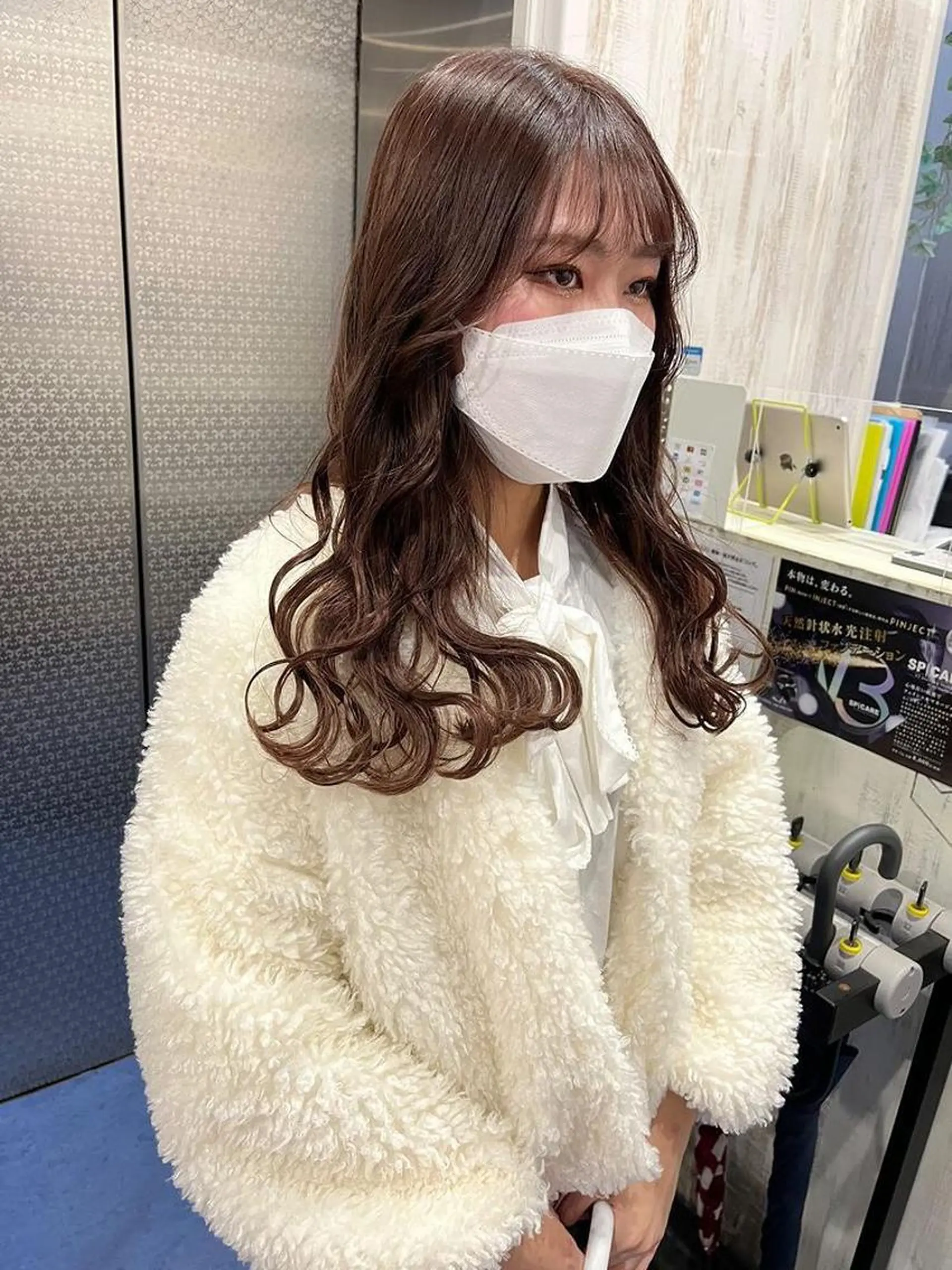 カラー ヘアカラー white.所属・white.梅田 デザインカラー🦄のヘアスタイル