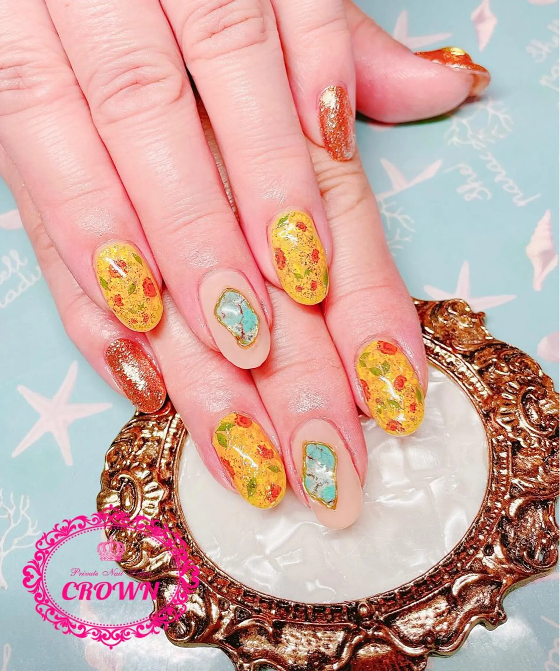 ネイル ハンドネイル CROWN プライベートサロンのネイルデザイン