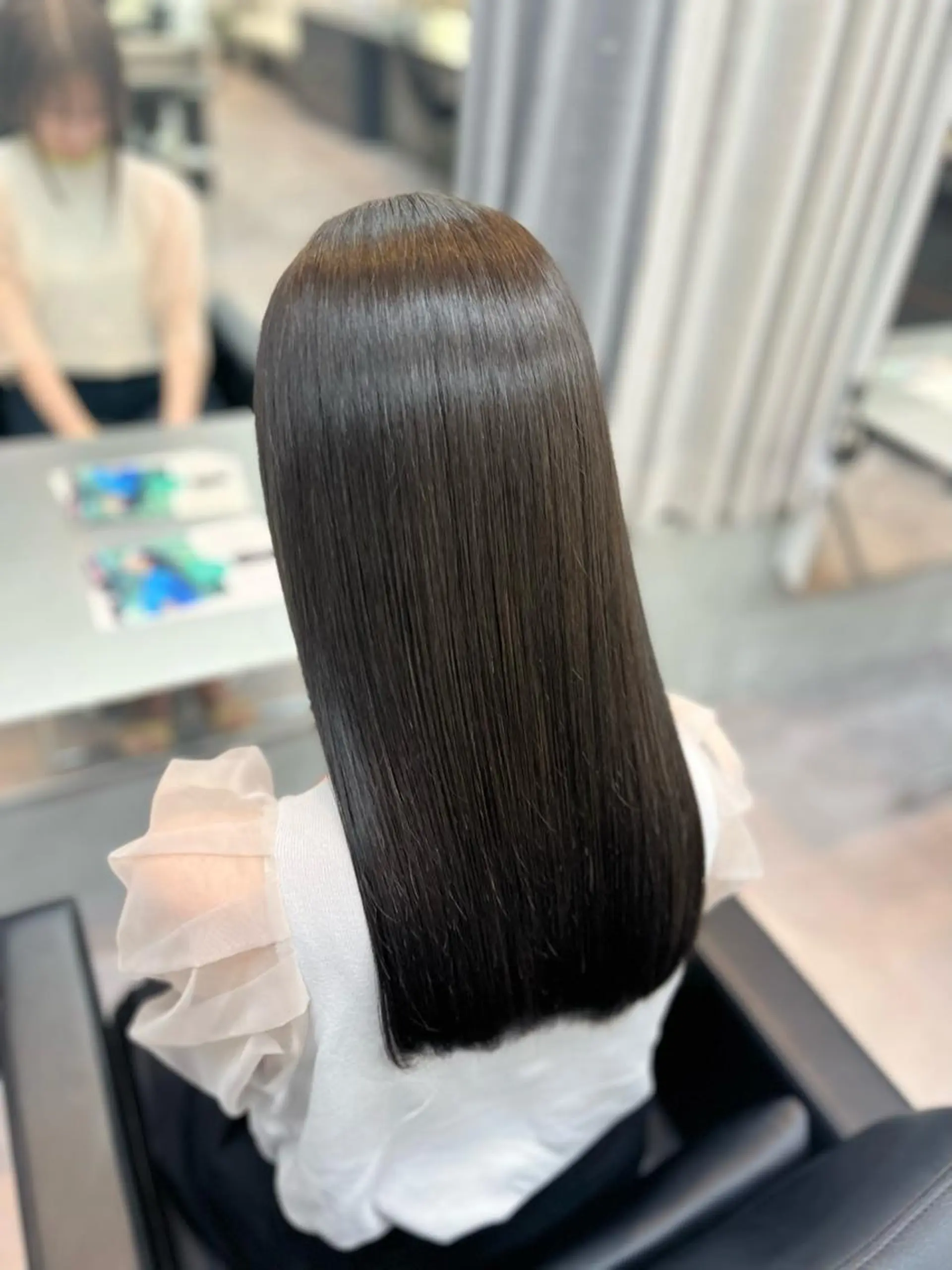 ロング トリートメント タク エルのヘアスタイル