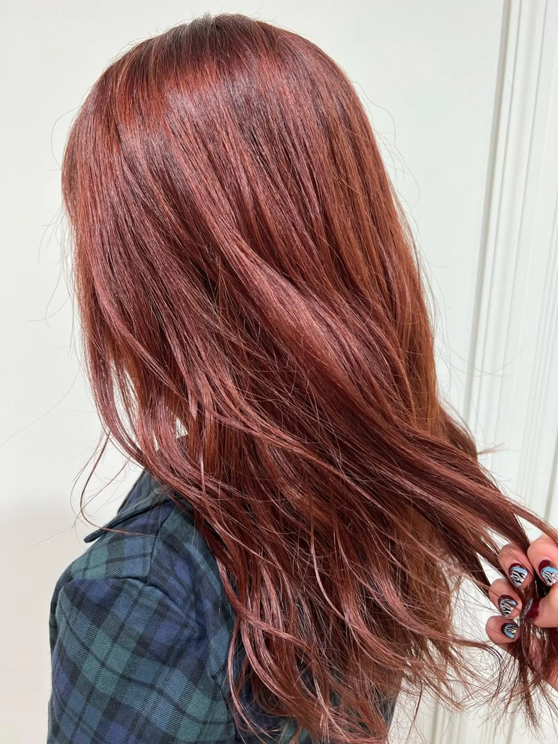 セミロング 中村 未夢のヘアスタイル