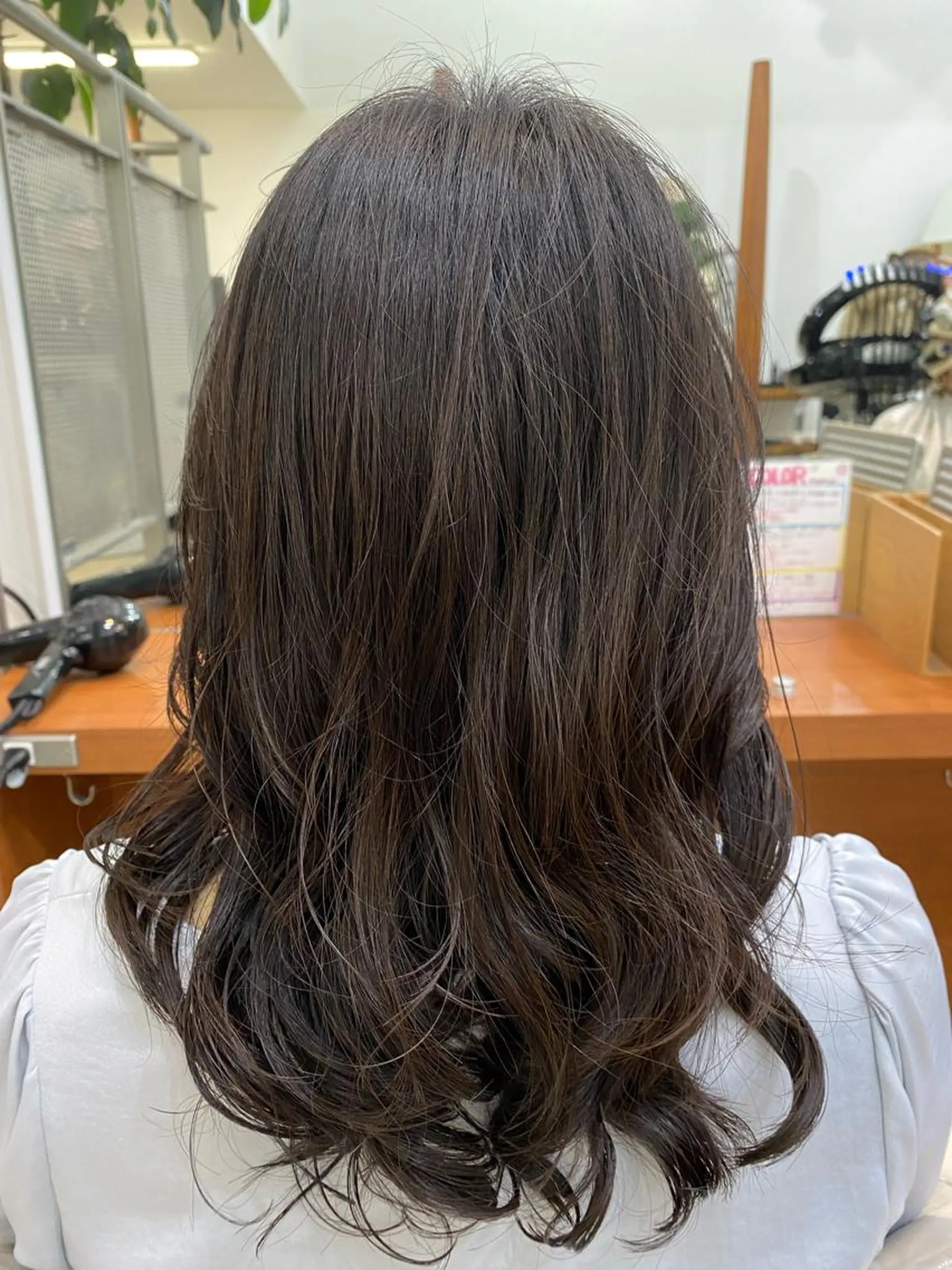 ロング 髪質改善 韓国風ヘア 縮毛矯正 カット パーマ トリートメント コテ巻き風パーマ/ 髪質改善/河島恭平のヘアスタイル