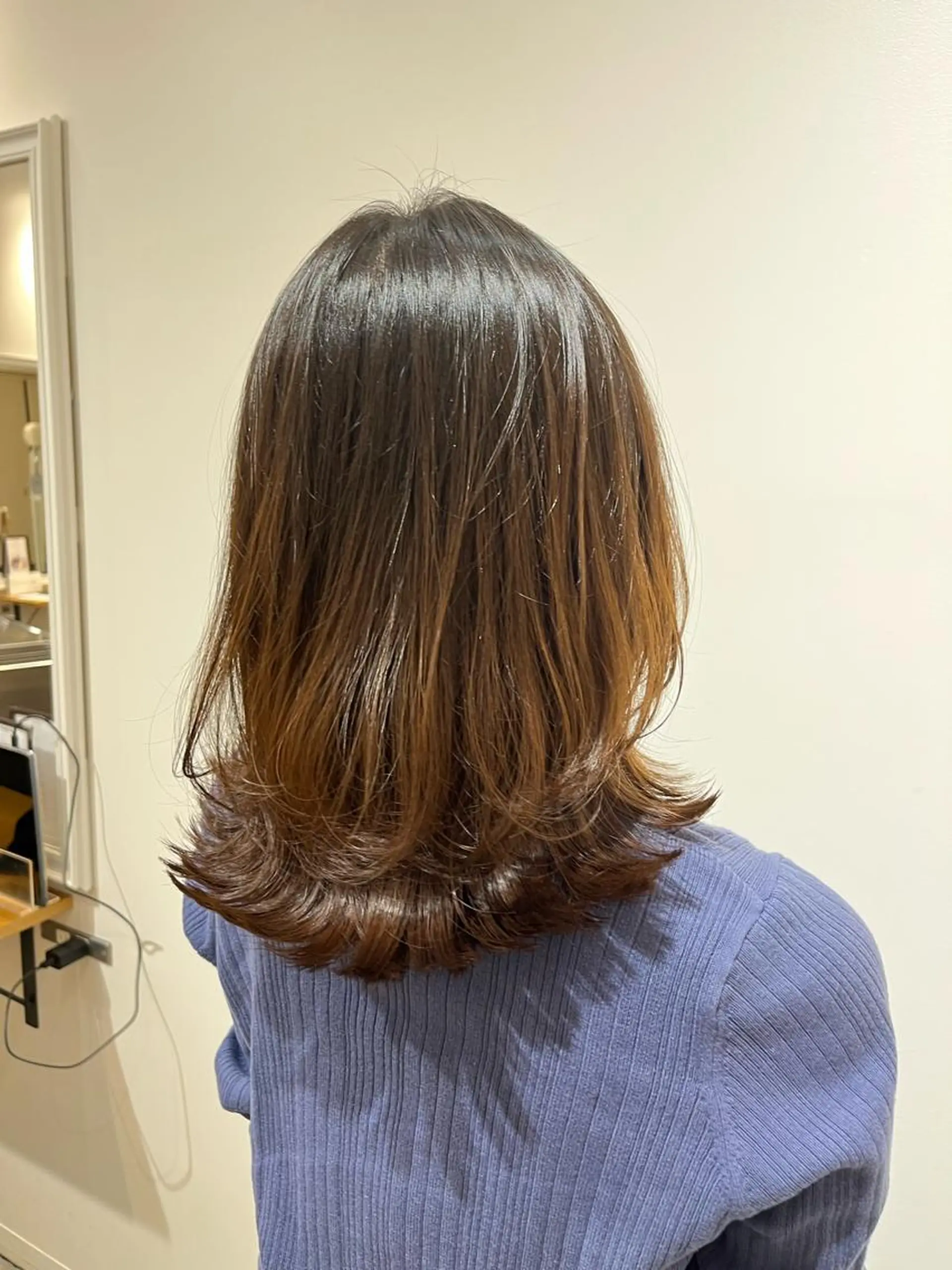 セミロング 片桐 美海のヘアスタイル