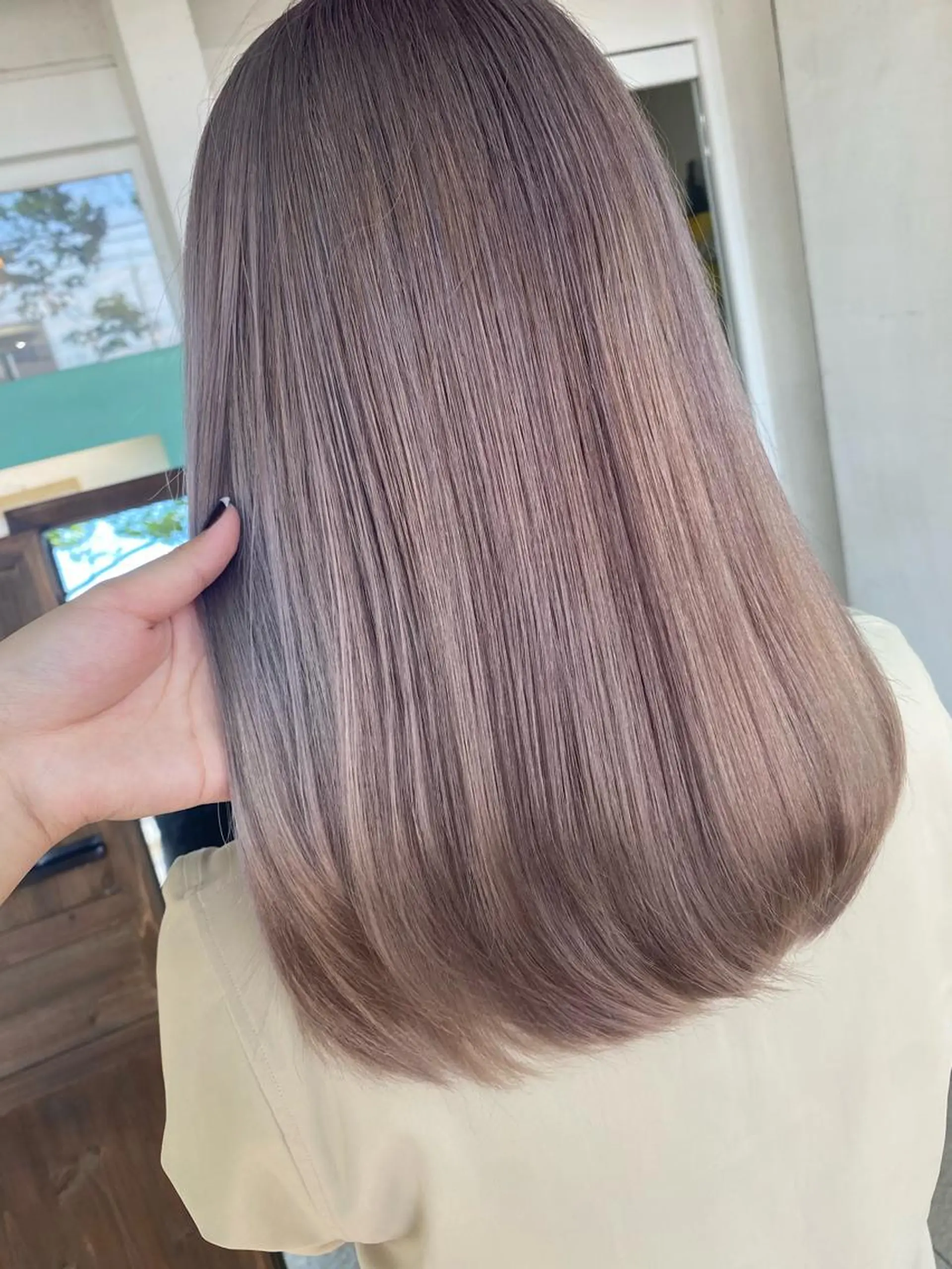 ロング カラー Chihiro .のヘアスタイル