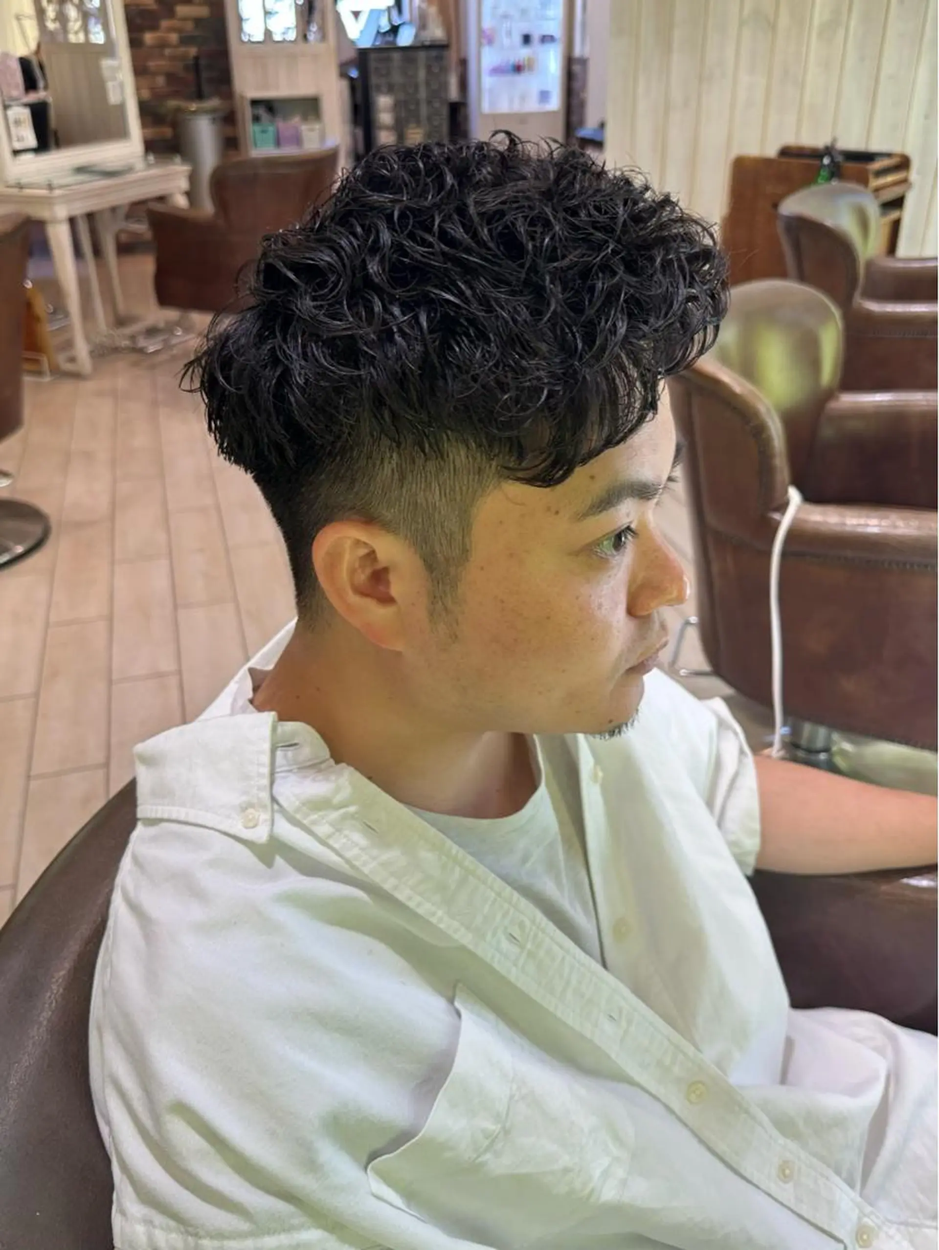 パーマ メンズ 増渕 駿介のヘアスタイル