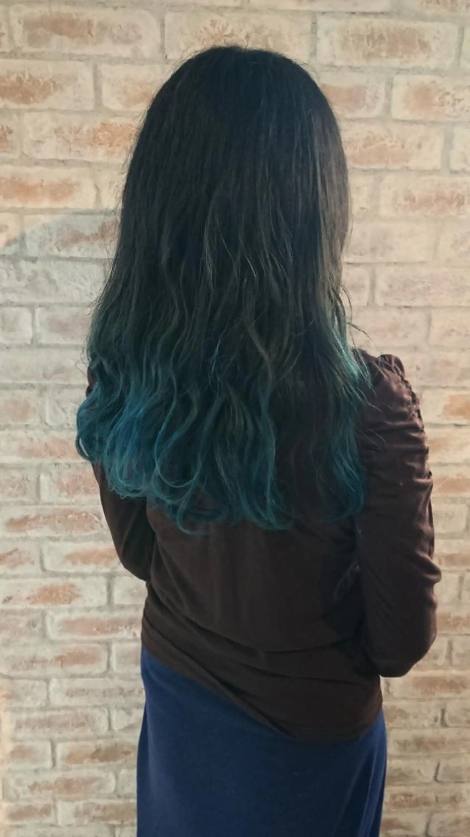 ロング カラー グラデーションカラー 赤松 摩美のヘアスタイル