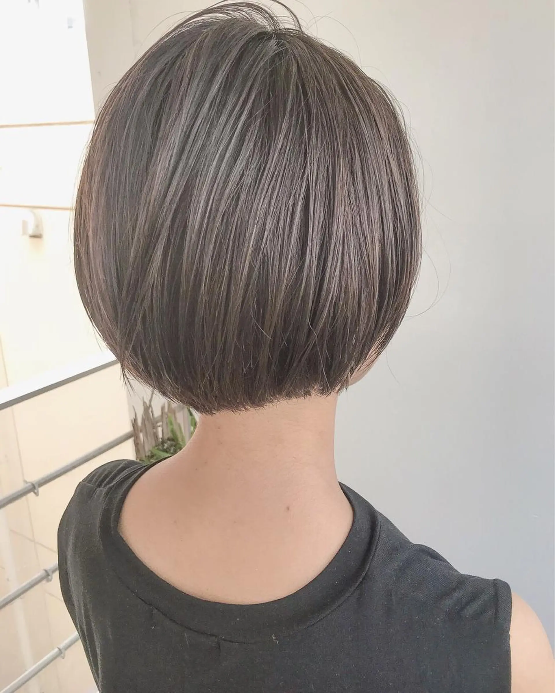 ショート ショート/レイヤー なら石井知希のヘアスタイル