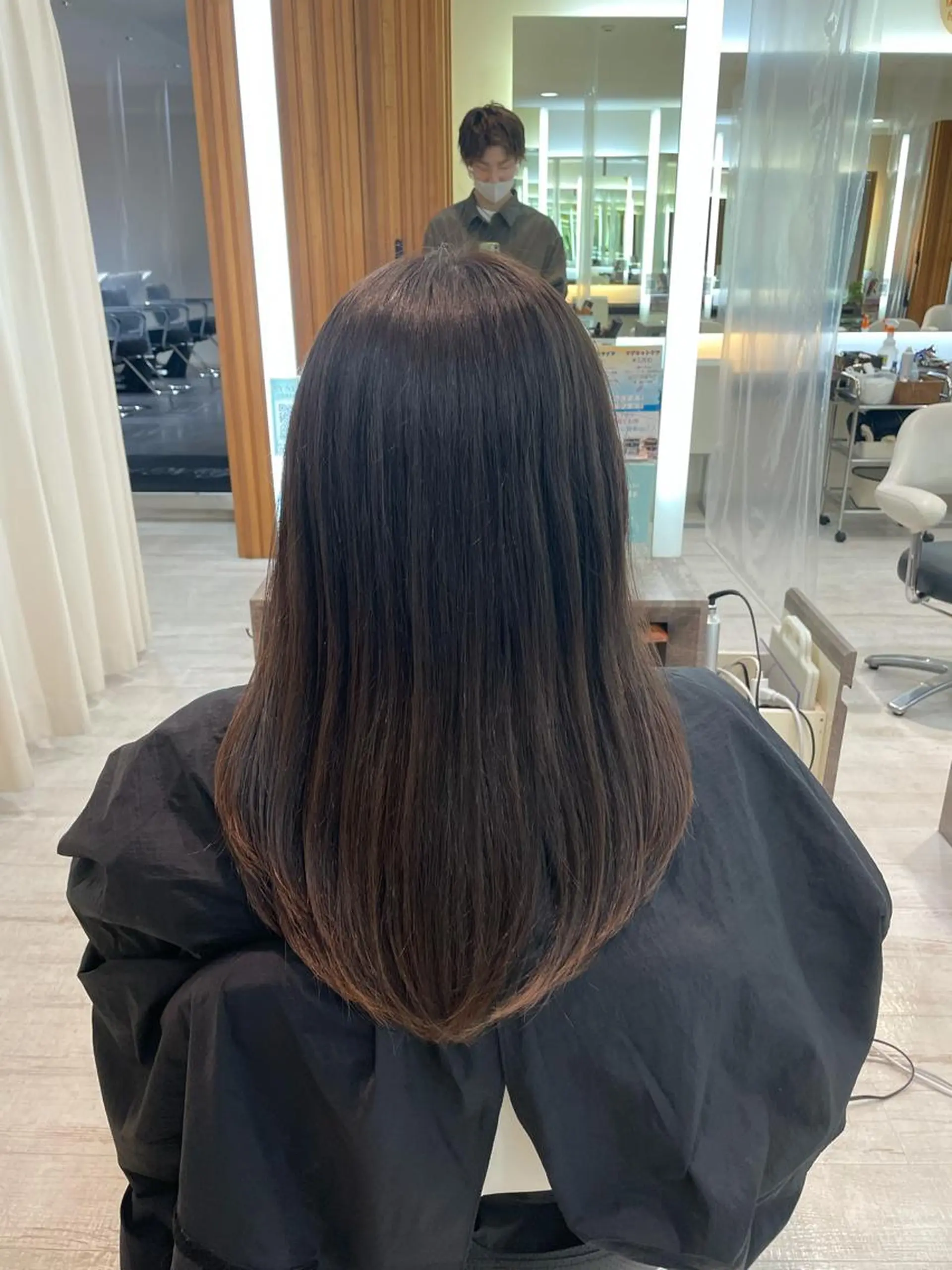 セミロング 淡路上新庄/髪質改善 .艶カラー/野口春貴のヘアスタイル