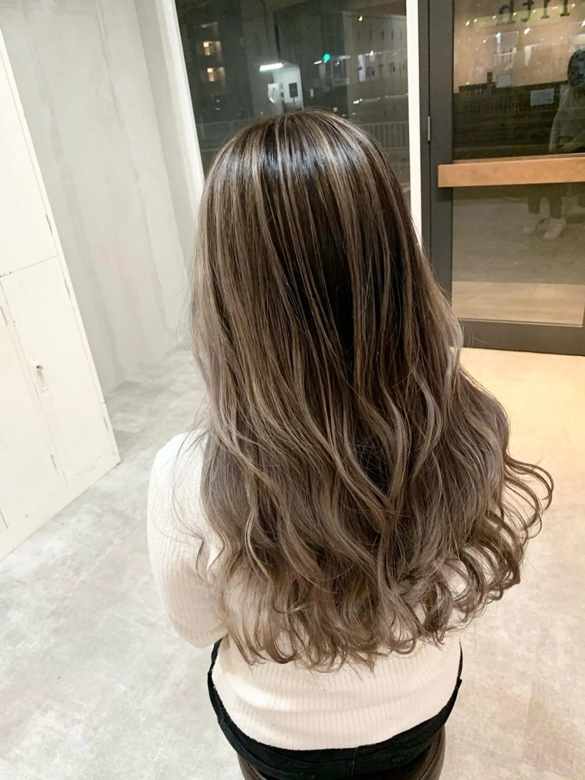 ロング カラー lafith hair leco所属・西金 徹のヘアスタイル