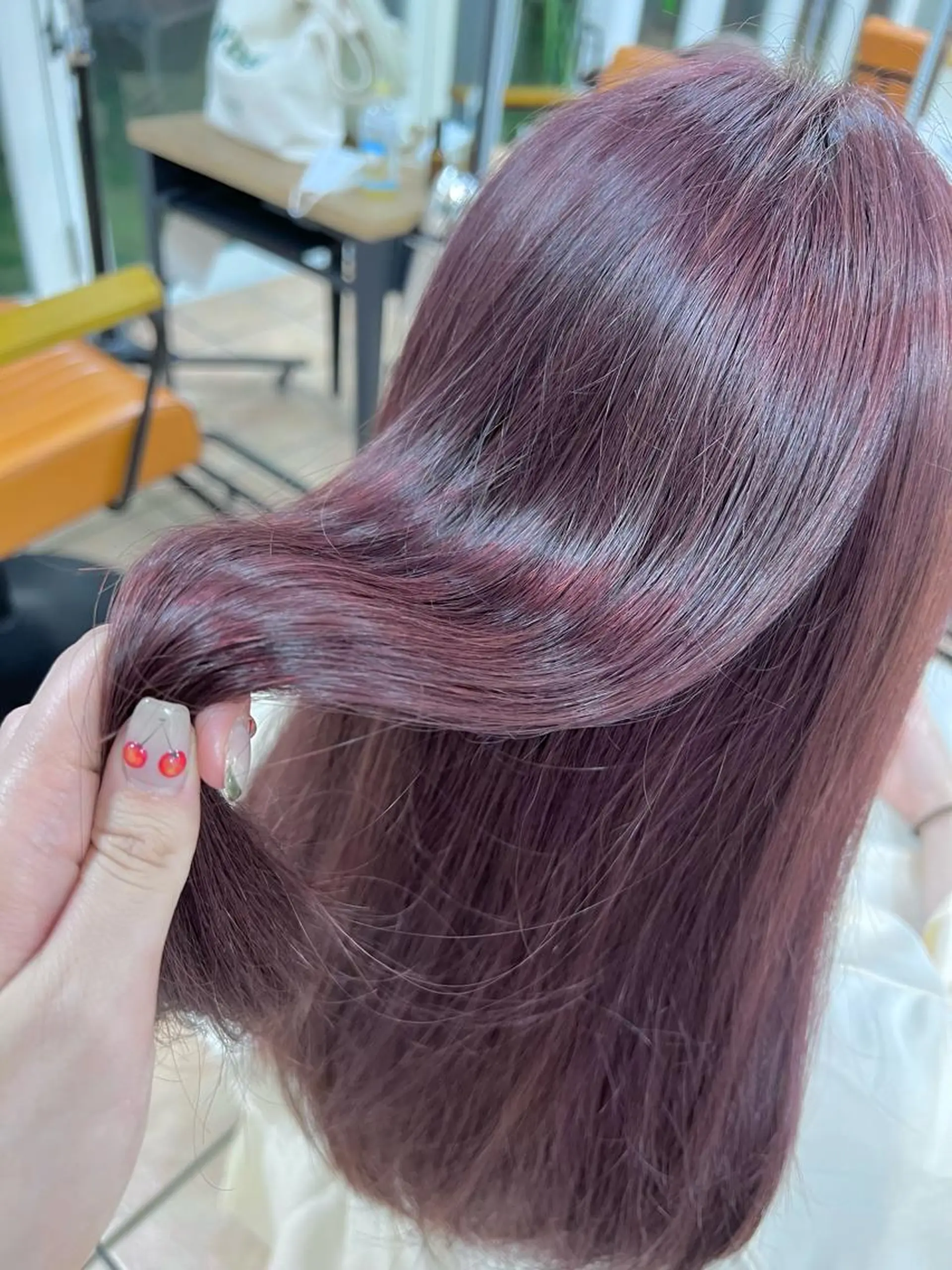 カラー ブリーチ カシス ピンクカラー plaatje 橋本店所属・🌿‬カット無料🌿 モエ🌿‬のヘアスタイル