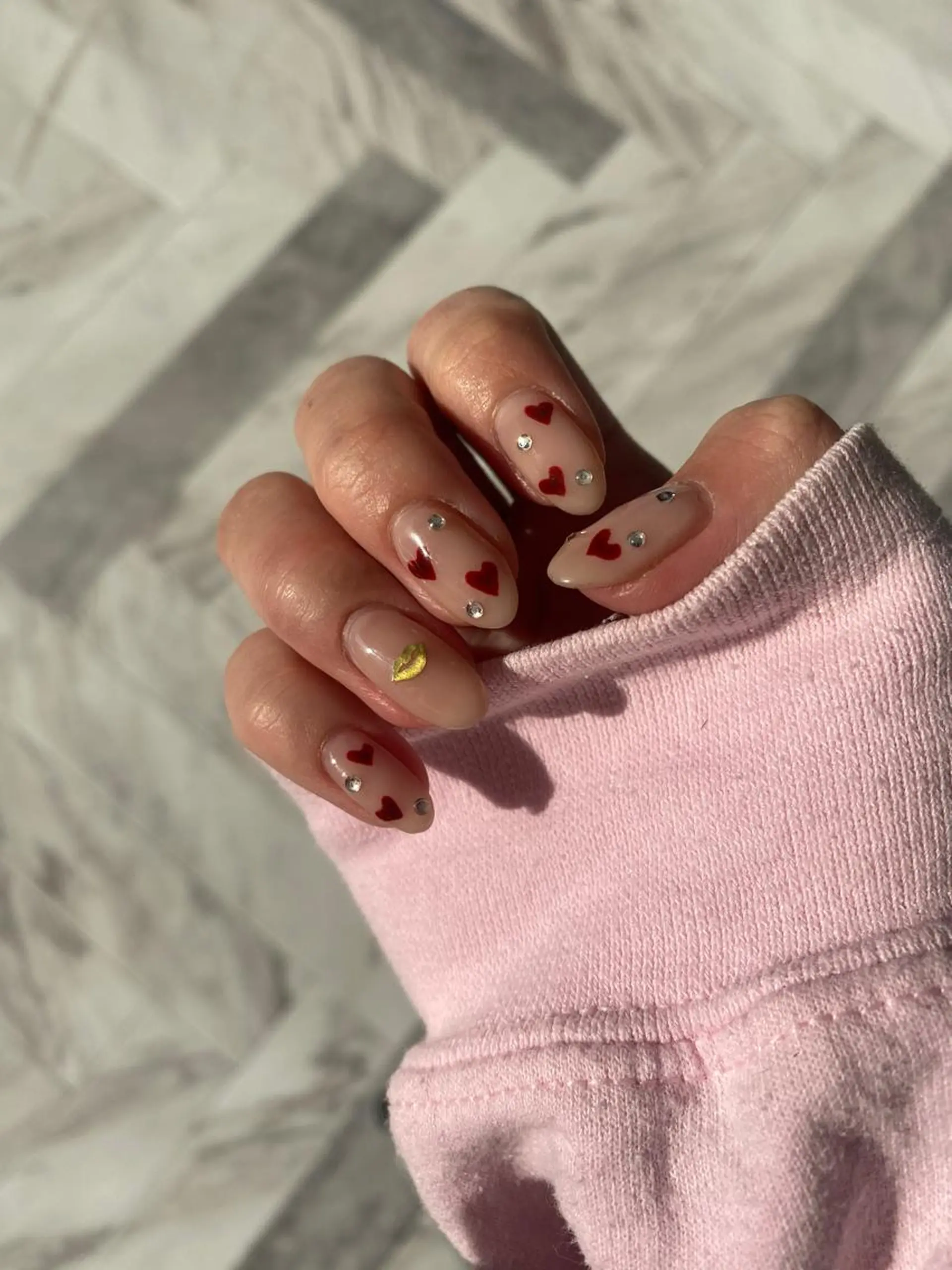 ネイル ゴールド おそろいネイル ハンドネイル ∴Sanae. ∴ トータルビューティーのネイルデザイン