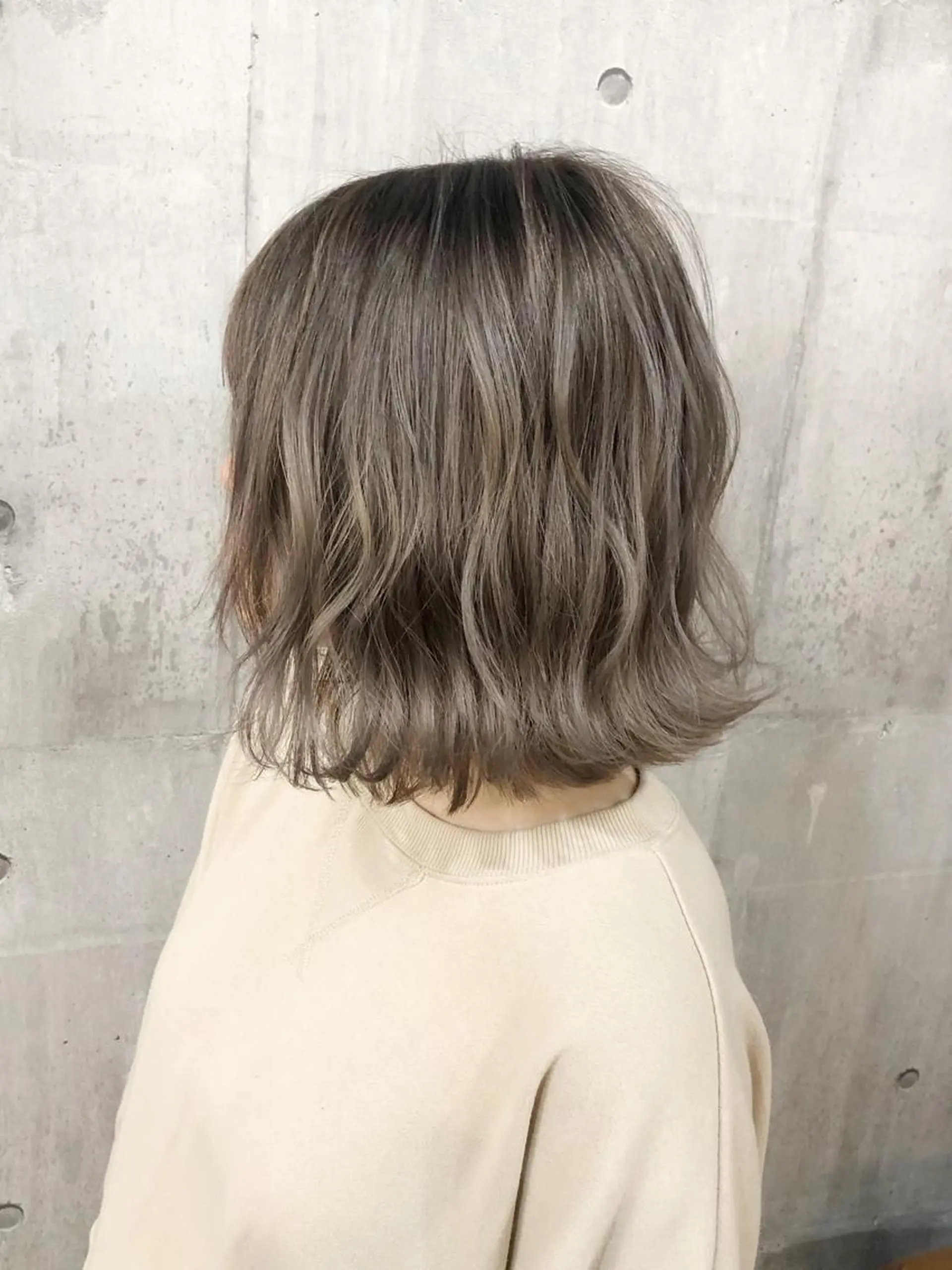 ショート カラー アッシュ アッシュグレー アッシュグレージュ グレージュ ヘアカラー MIRAC河原崎 透【代表/オーナー】のヘアスタイル