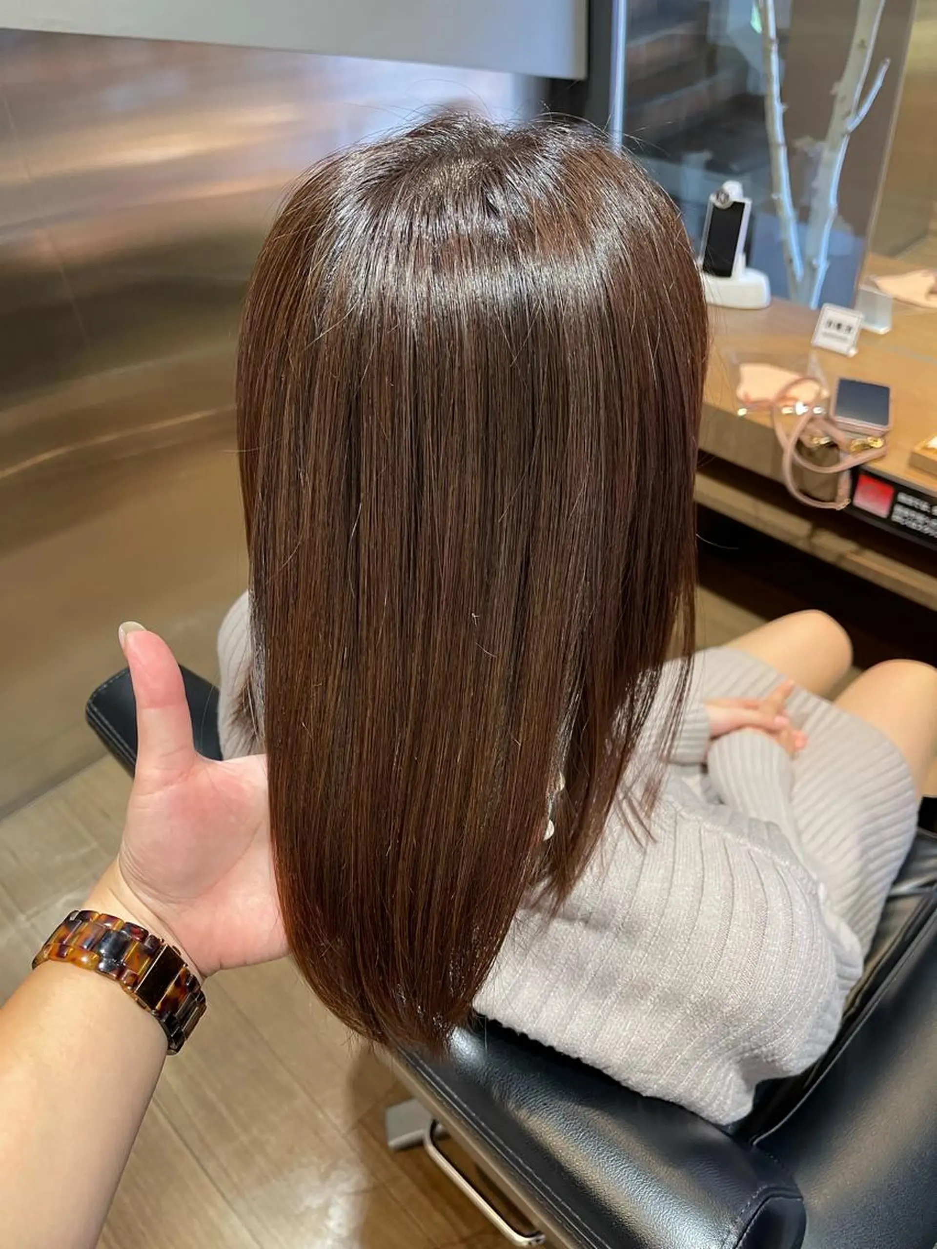 セミロング 丸山 亜加理のヘアスタイル