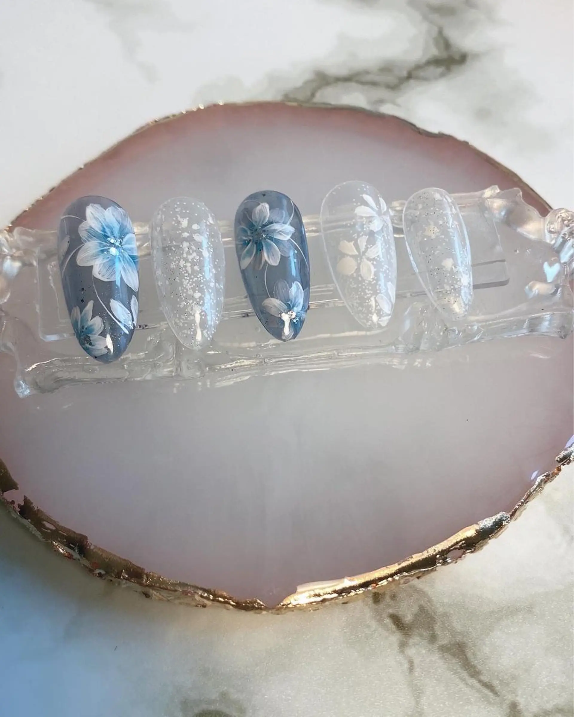 ネイル アートネイル ブルー クリアネイル フラワーネイル Cleo クレオのネイルデザイン