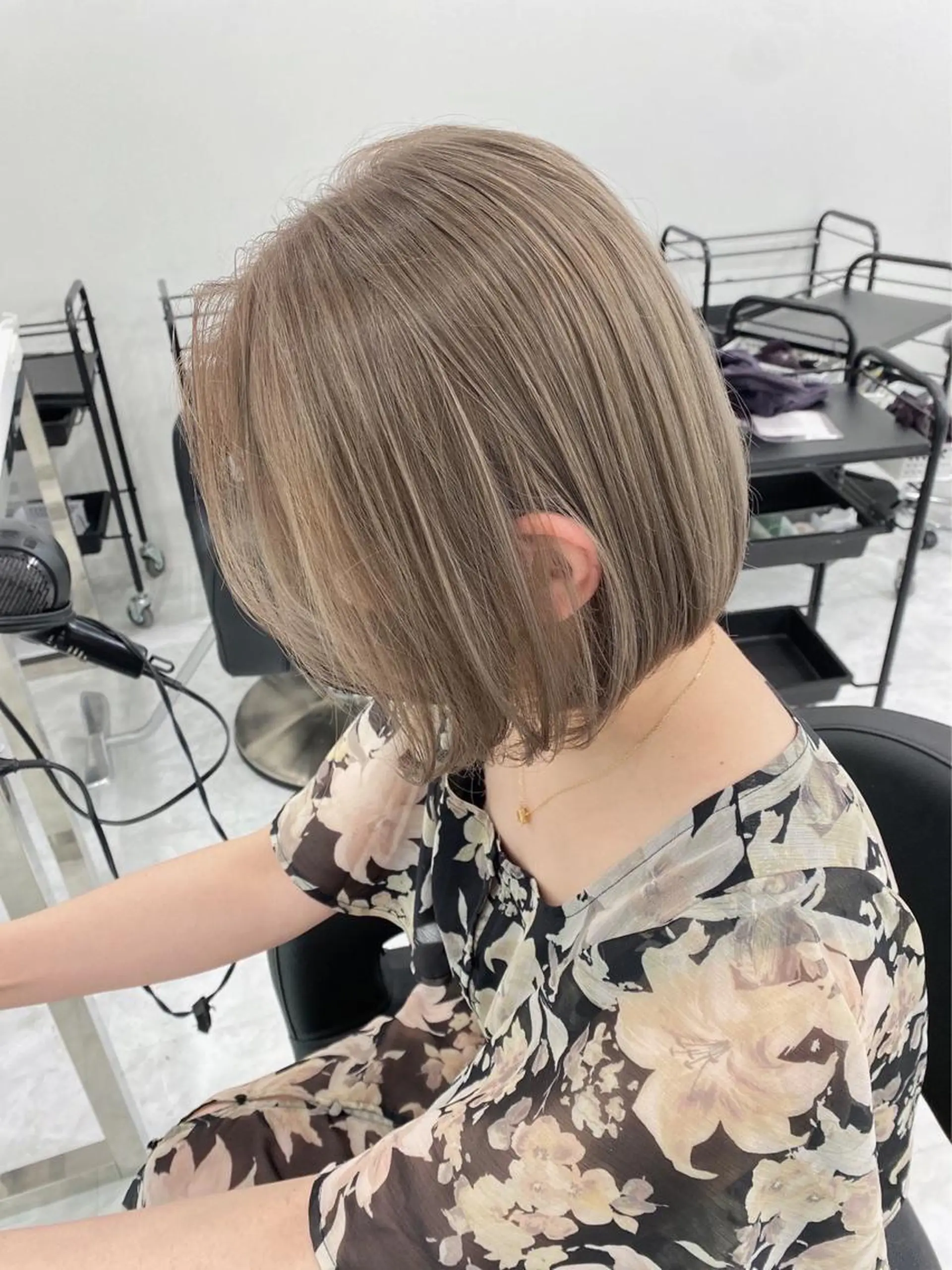 ショート トレンドモテカラー 🩷色落ちまで可愛くのヘアスタイル