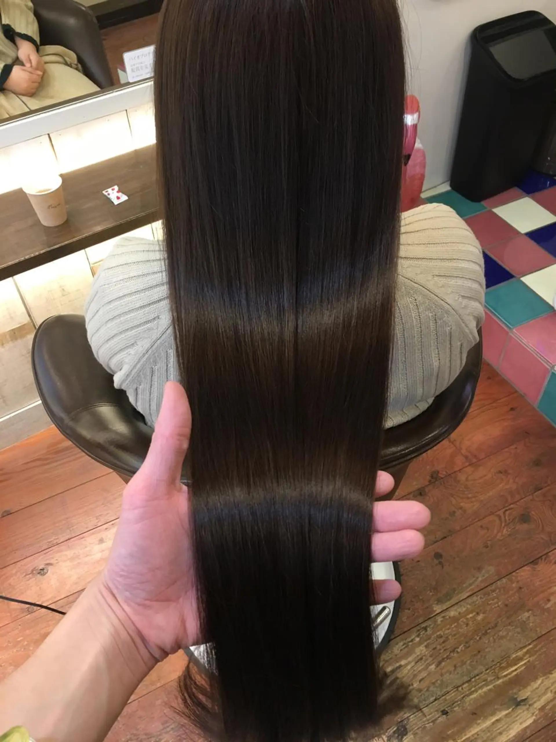 ロング カラー 髪質改善 ロング トリートメント メンズ眉毛ITSUK Iメンズ専門　新宿の眉毛・アイブロウイメージ