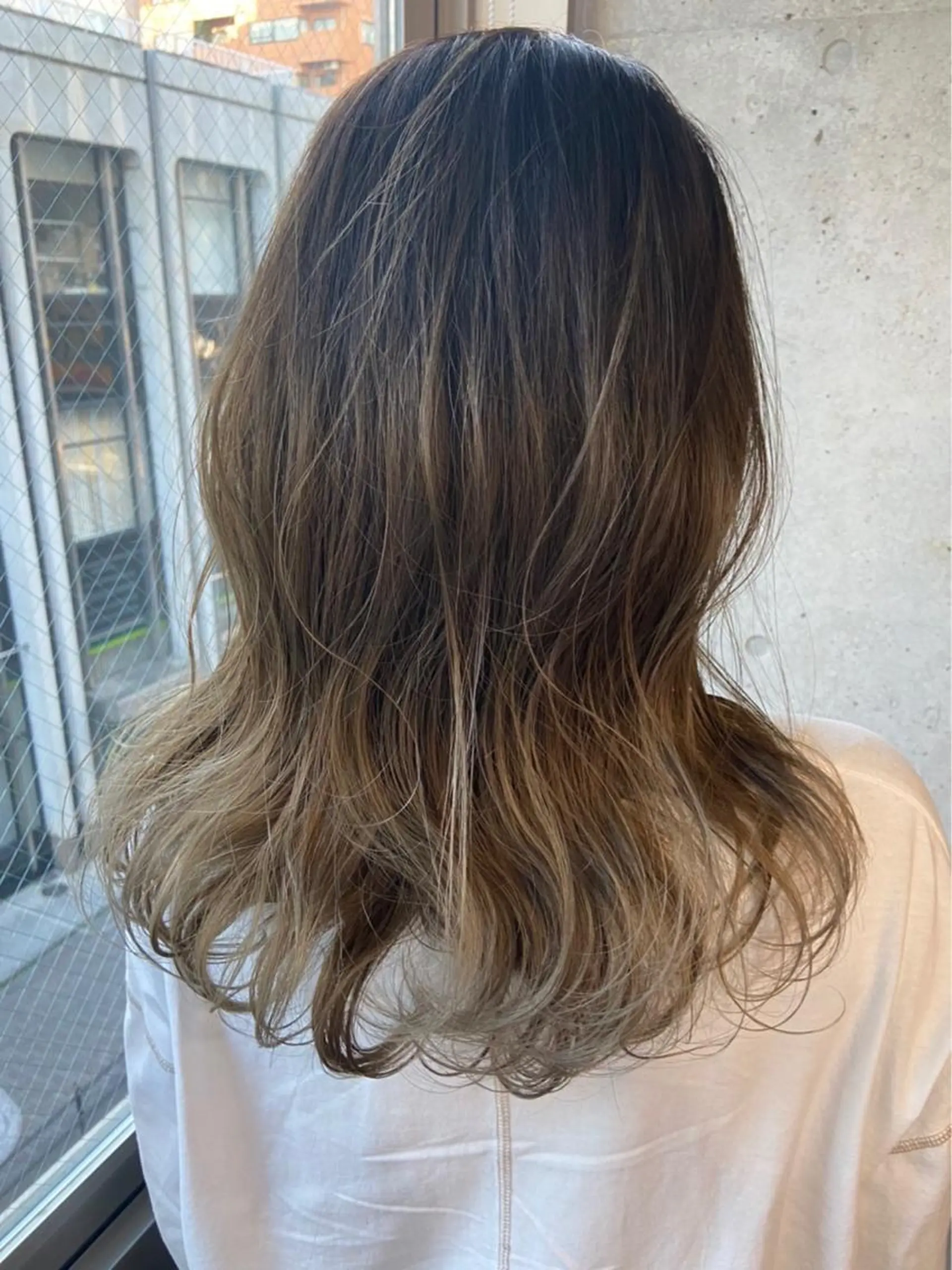 カラー 中山 丈也のヘアスタイル