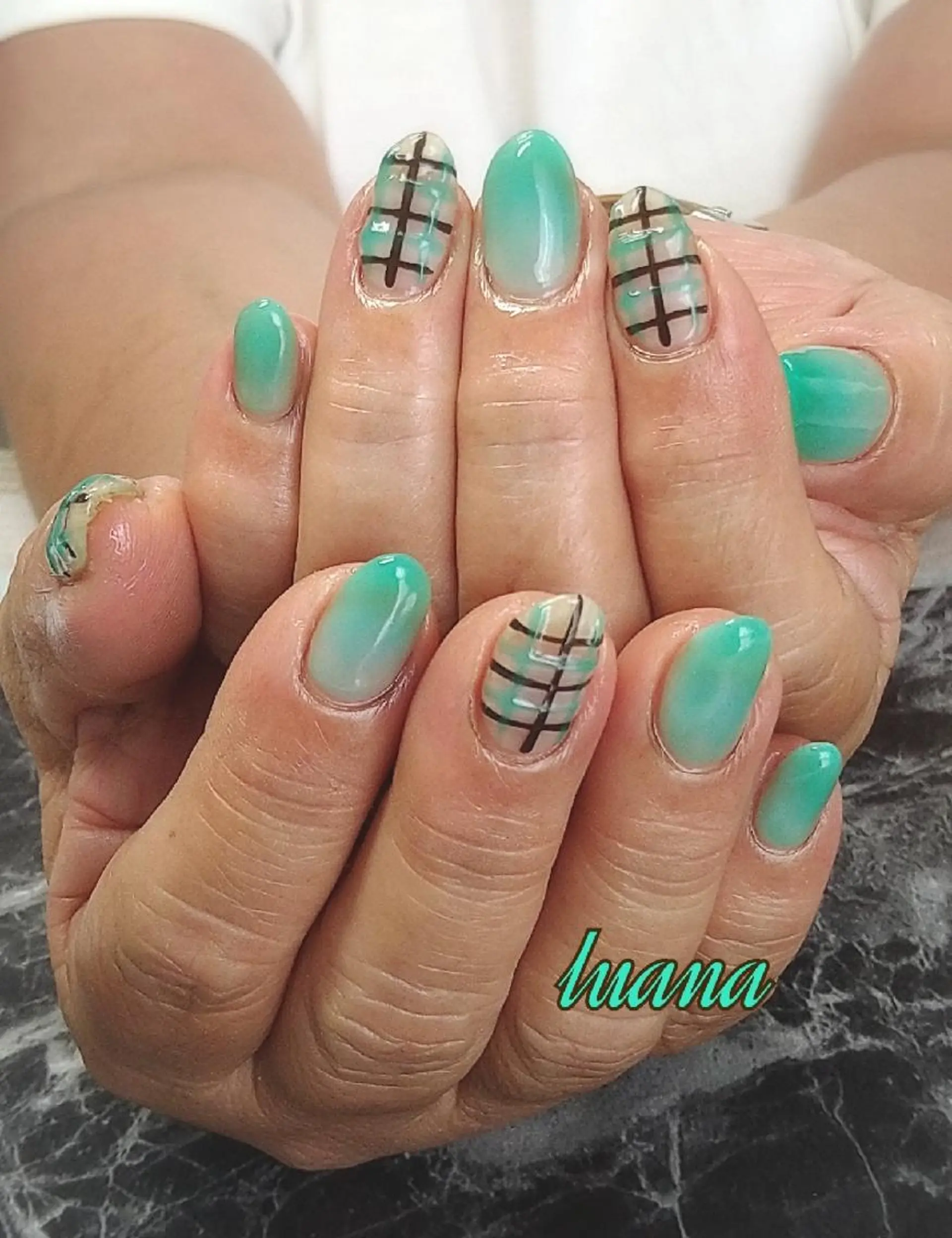 ネイル LUANA  TAKAHASHIのネイルデザイン