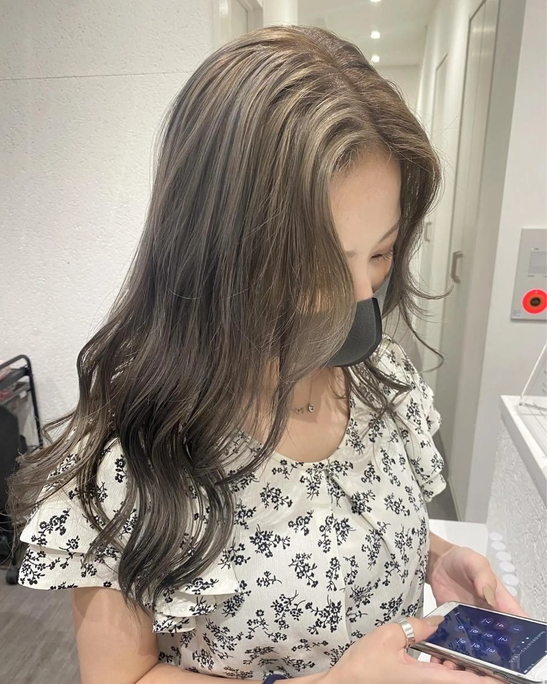 ロング 亀川蓮 Agu hairのヘアスタイル