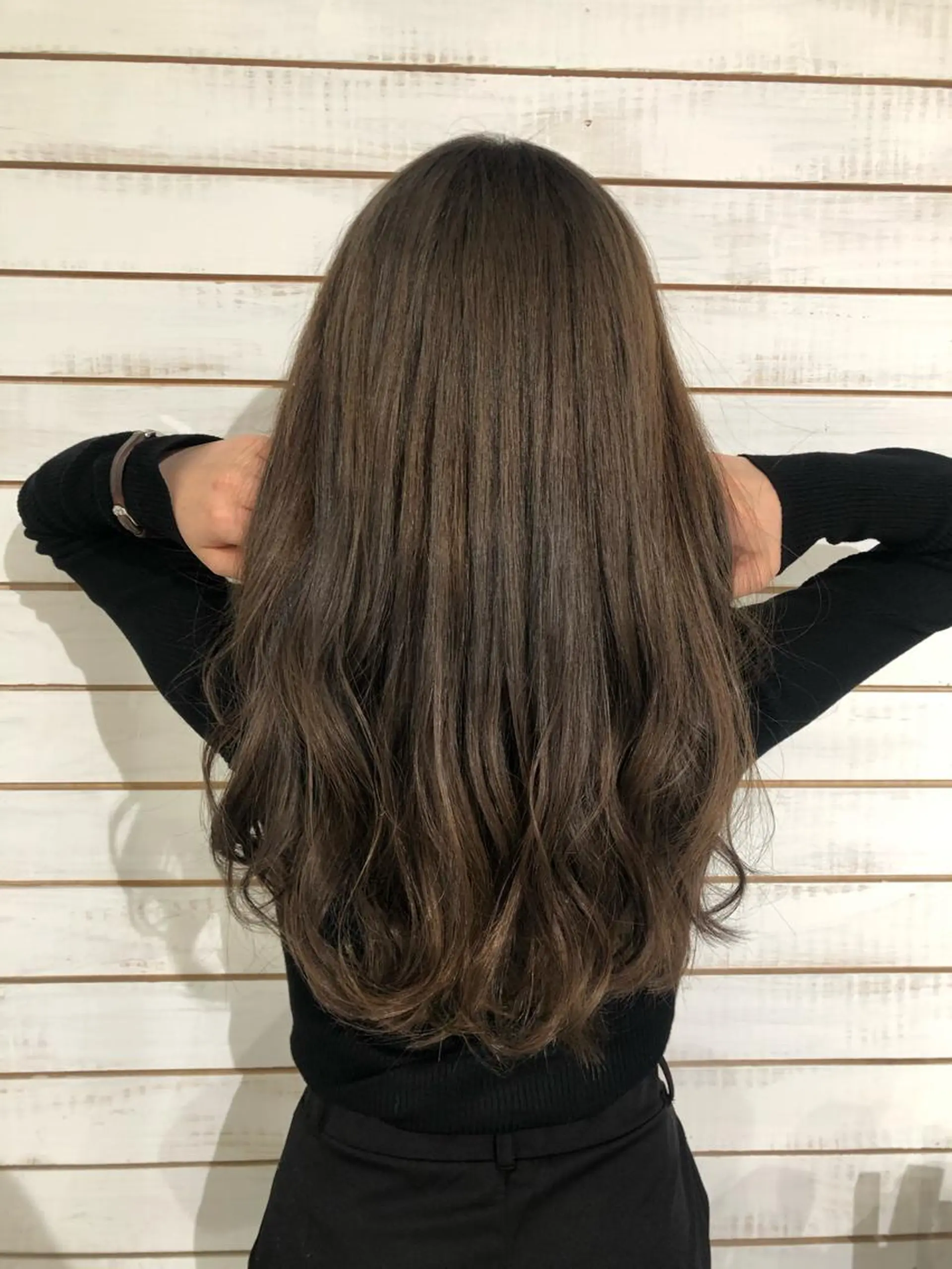 セミロング カラー グレージュ カット ヘアカラー トリートメント ヘッドスパ 🦋美髪／エクステ 🦋アベイクミのヘアスタイル