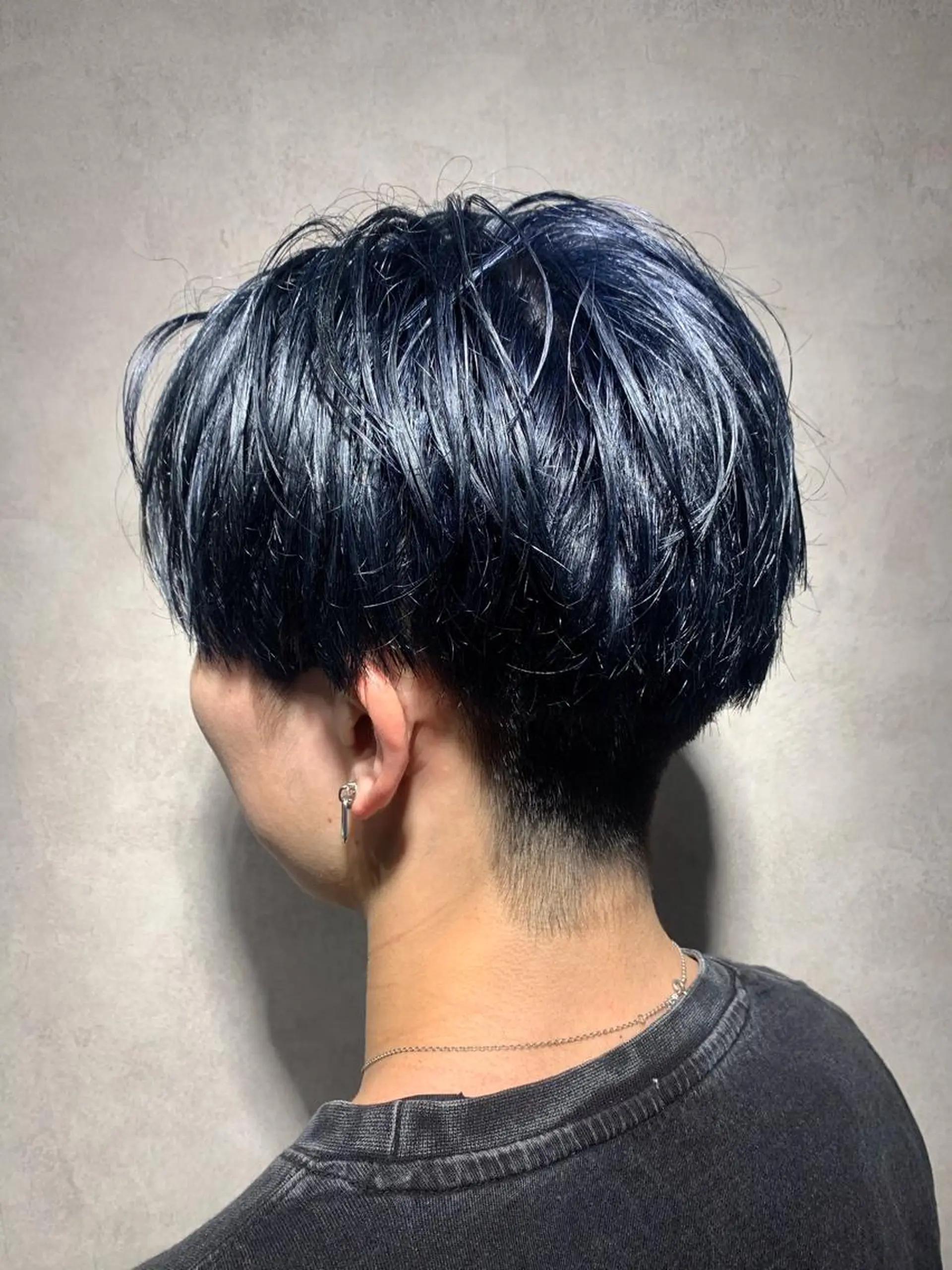 ミディアム メンズ コンマヘア カット ヘアカラー トリートメント ヘッドスパ Selene 難波店 店長SHINTANIのヘアスタイル