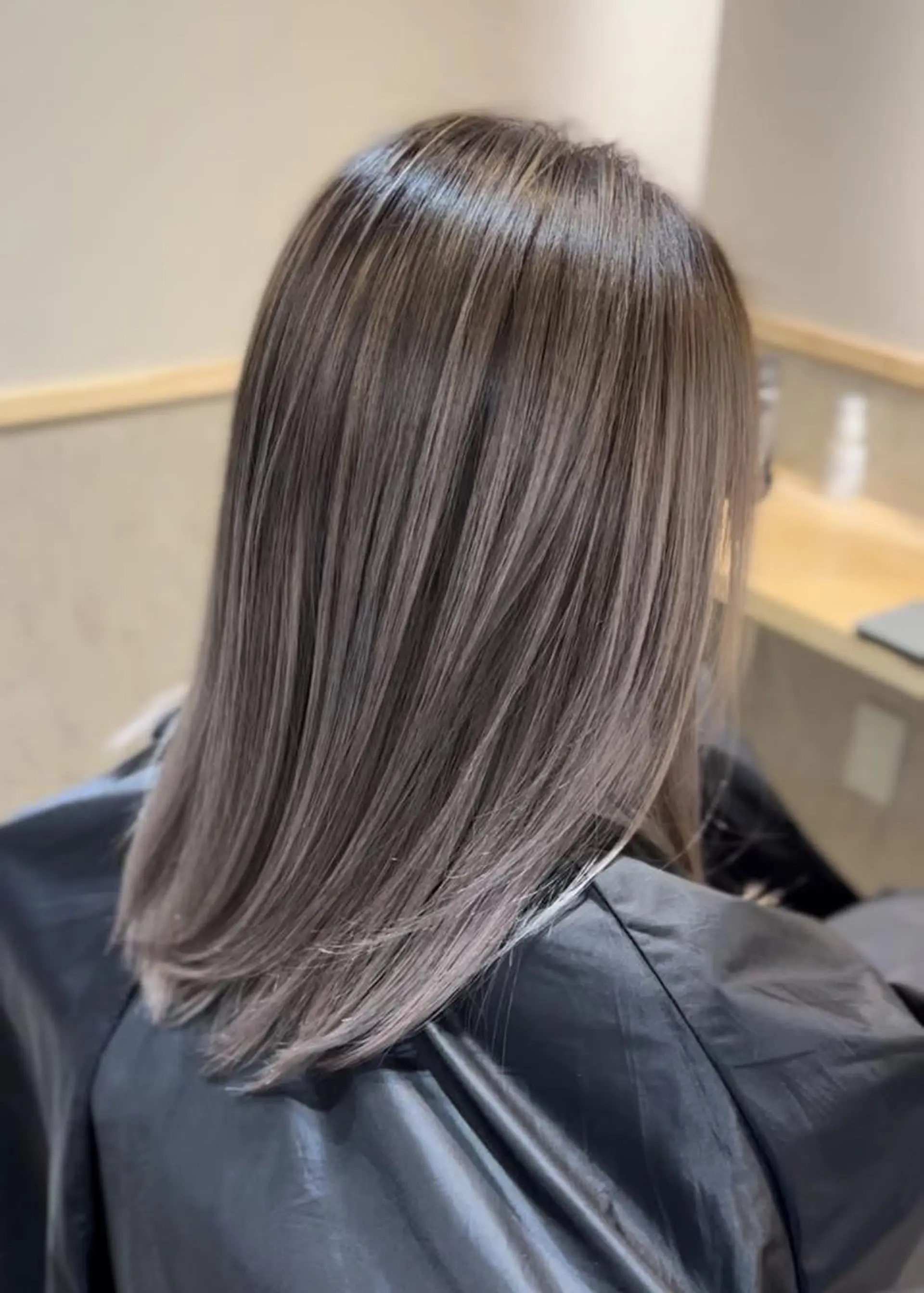 セミロング カラー 🫧【公式】 Lig.横浜🫧のヘアスタイル