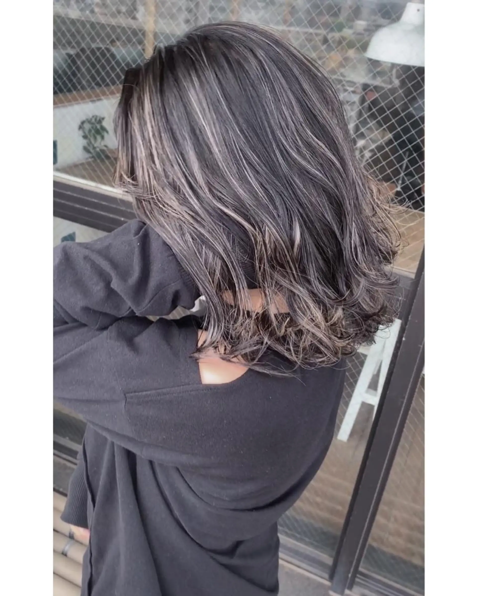 カラー バレイヤージュ ハイライトカラー Beyond（kitaro）所属・石井辰功也 フリーランス美容師のヘアスタイル