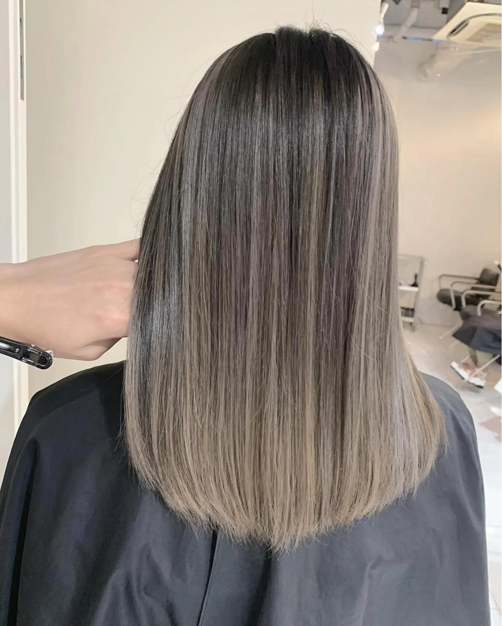 ミディアム カラー ヘアアレンジ 髪質改善land千葉所属・阿部 圭悟のヘアスタイル