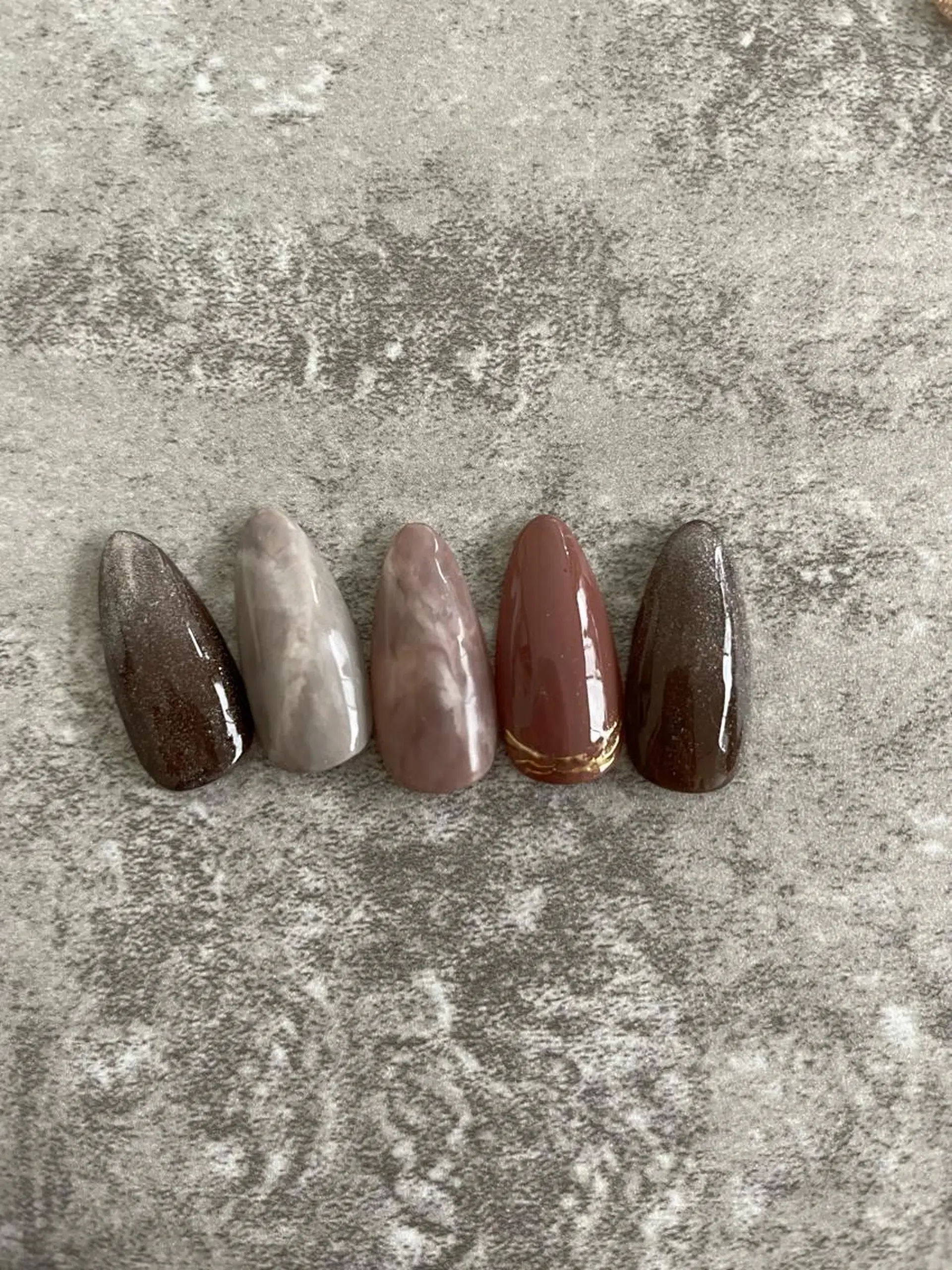 ネイル Raviliss ♡のネイルデザイン