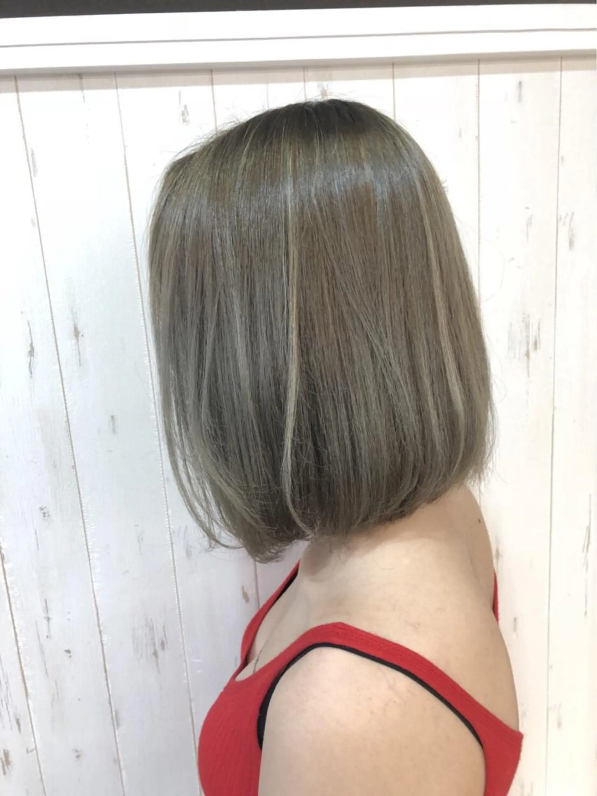 ショート カラー パーマ ヘアアレンジ キッズ ネイル マツエク・マツパ メンズ人気NO,1 Genieジーニーのヘアスタイル