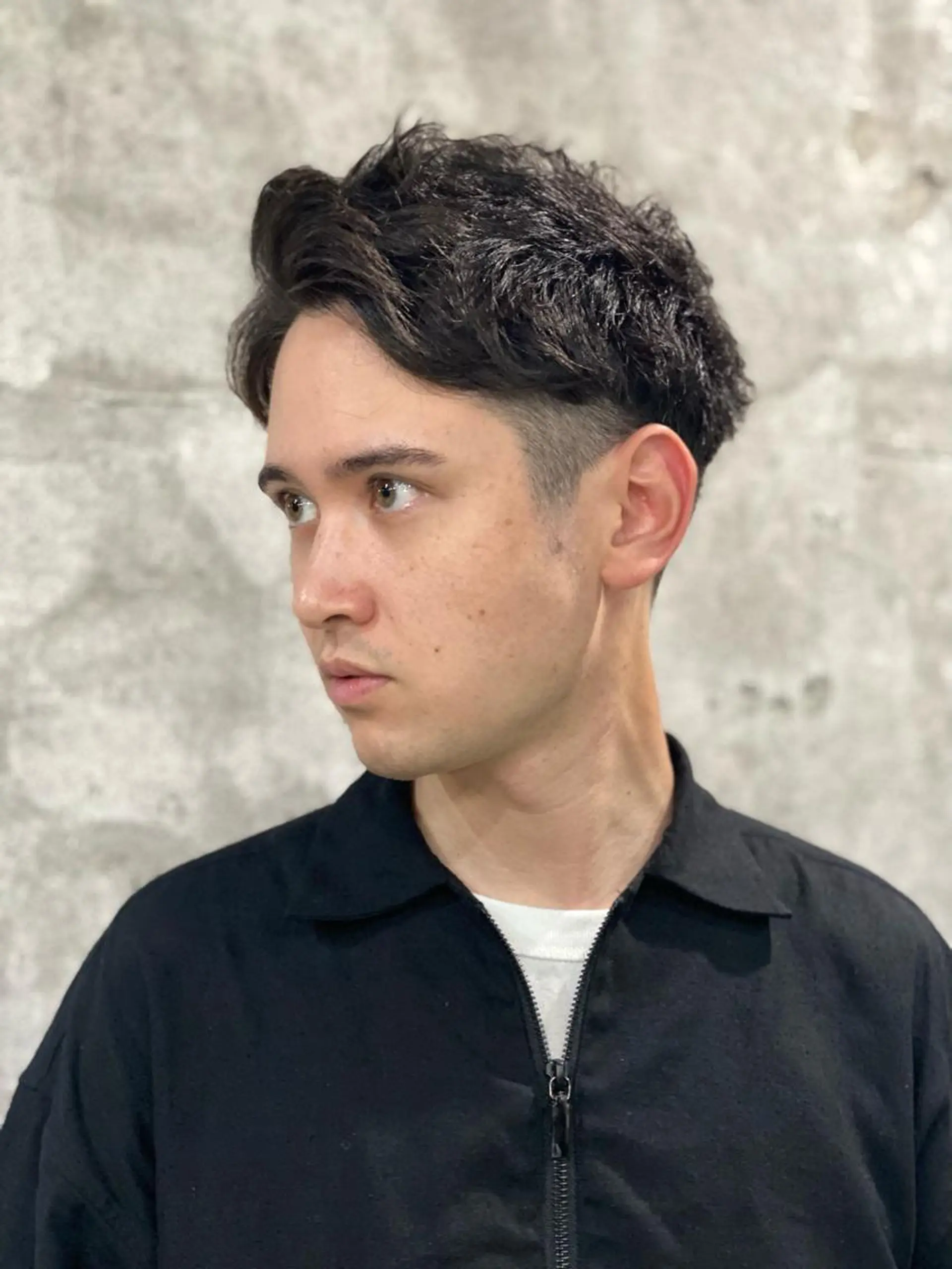 ショート パーマ ヘアアレンジ メンズ アップバング 刈り上げ ショートヘア ［似合わせヘア］ ✂︎OGURO✂︎のヘアスタイル