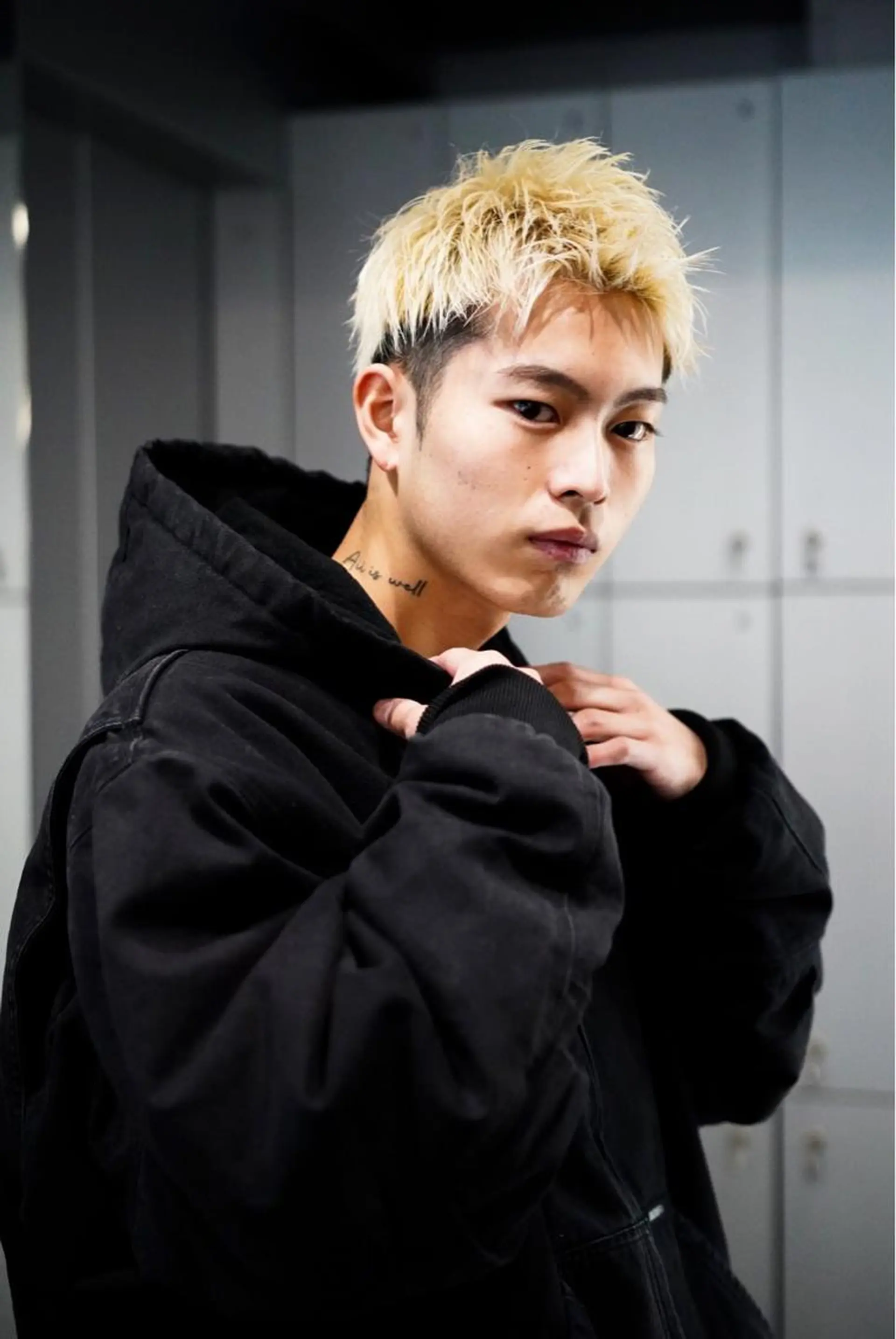 ショート パーマ メンズ メンズパーマ ツイストスパイラルパーマ 波巻きパーマ ニュアンスパーマ スパイラルパーマ fifth リュウセイのヘアスタイル