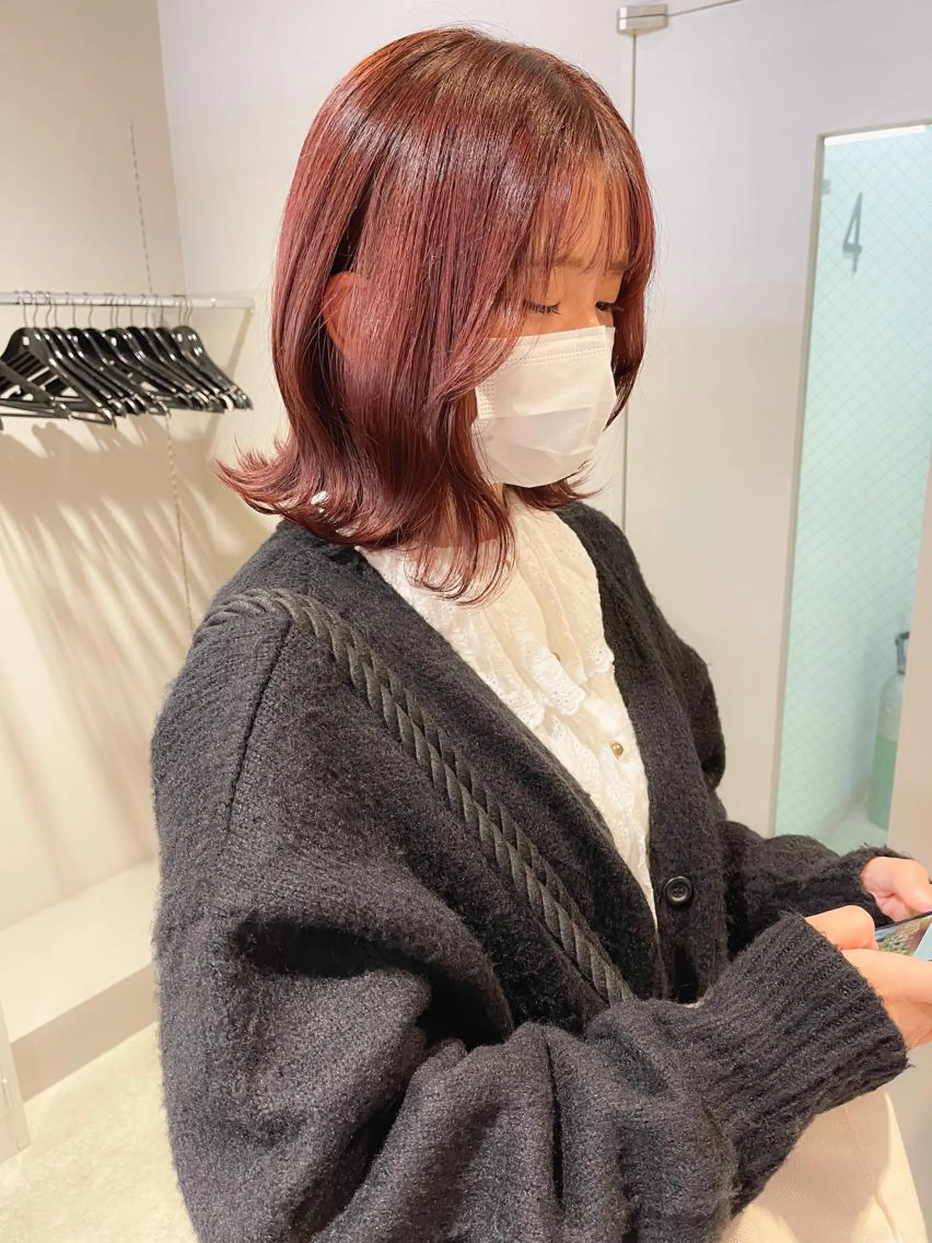 セミロング カラー カット ヘアカラー 🌈ハイトーン×暗髪 🦄TAKUMI🦄のヘアスタイル