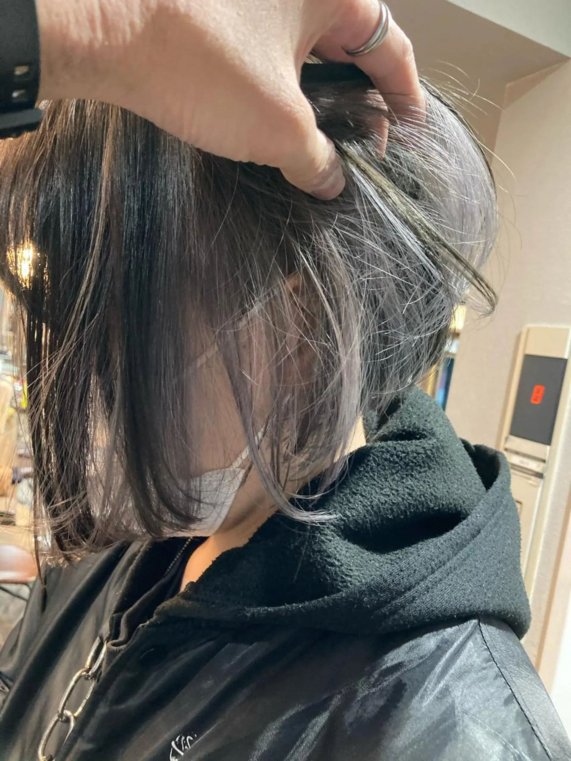 ショート カラー 🟢ウルフ／スパイラ ルパーマ／大西🟢のヘアスタイル