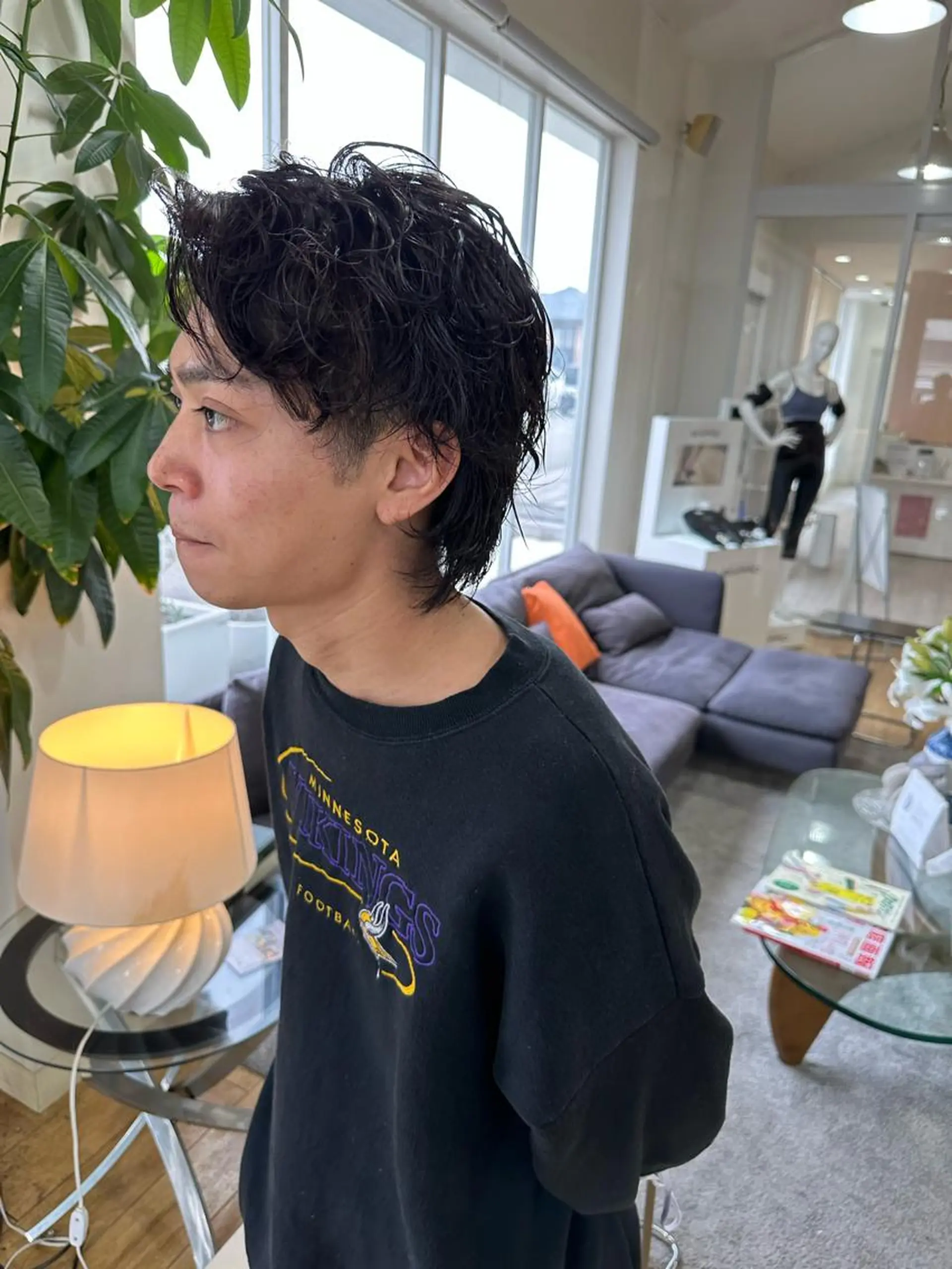 ショート カット パーマ 間水 和樹のヘアスタイル